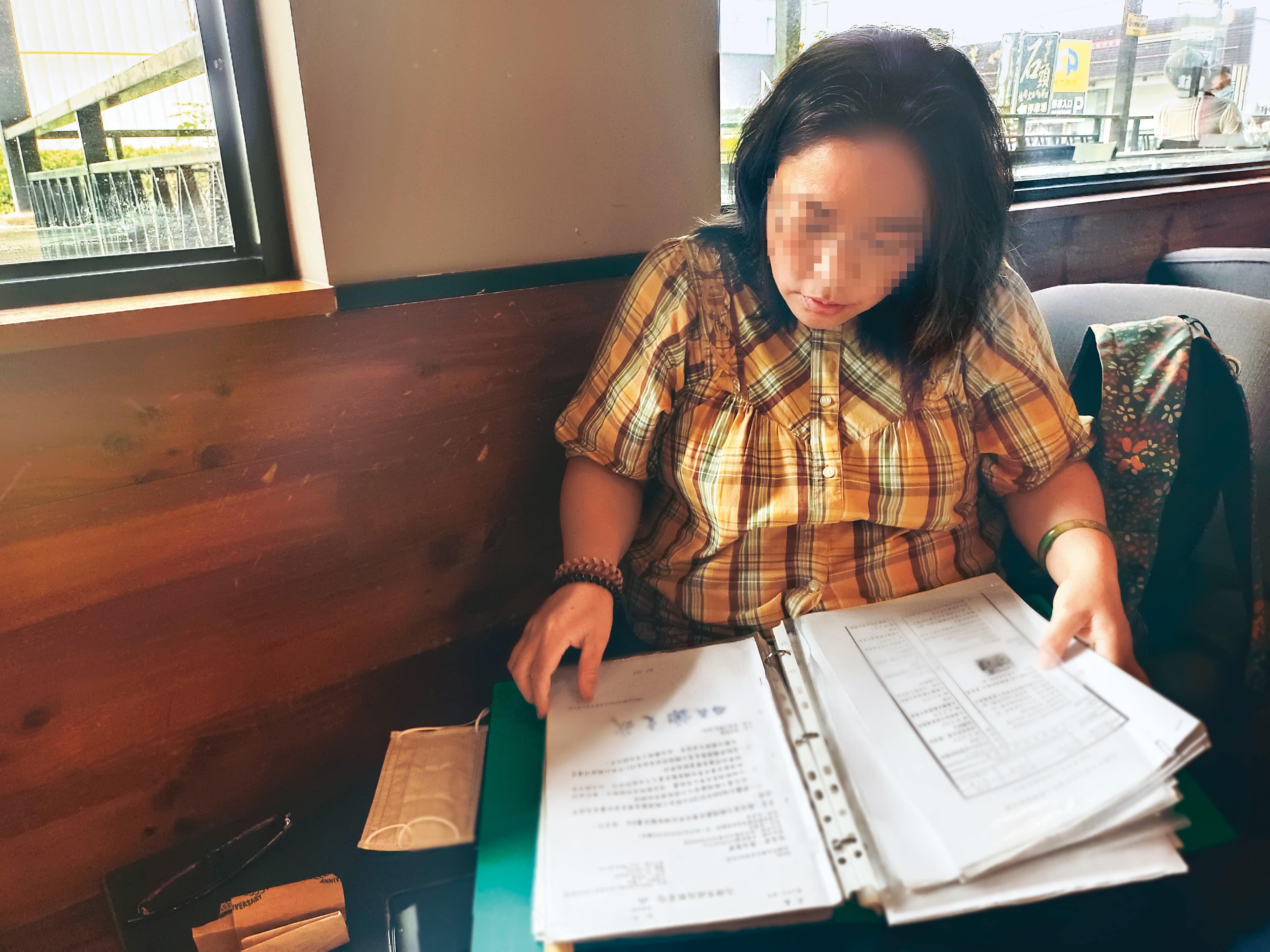 患有亞斯伯格症的黃姓女老師遭到歧視、解聘,目前向教育部申訴中。