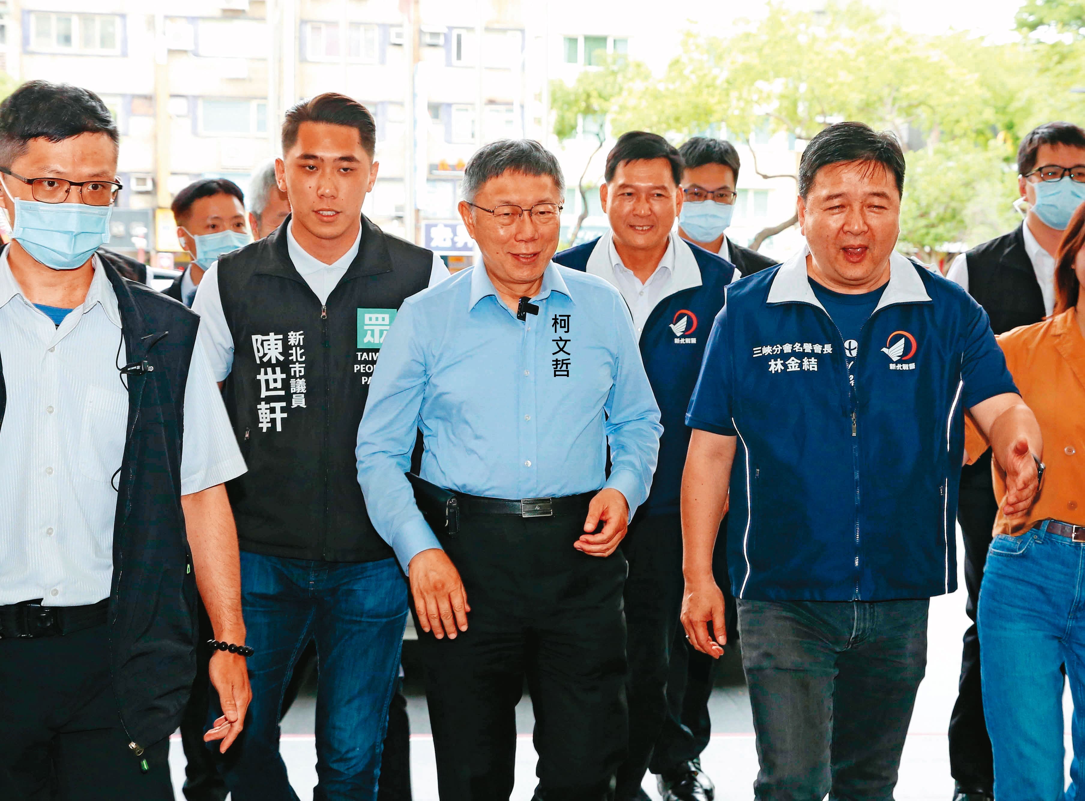 柯文哲12日直搗侯友宜地盤,拜會新北市議會黨團及無黨籍議員。