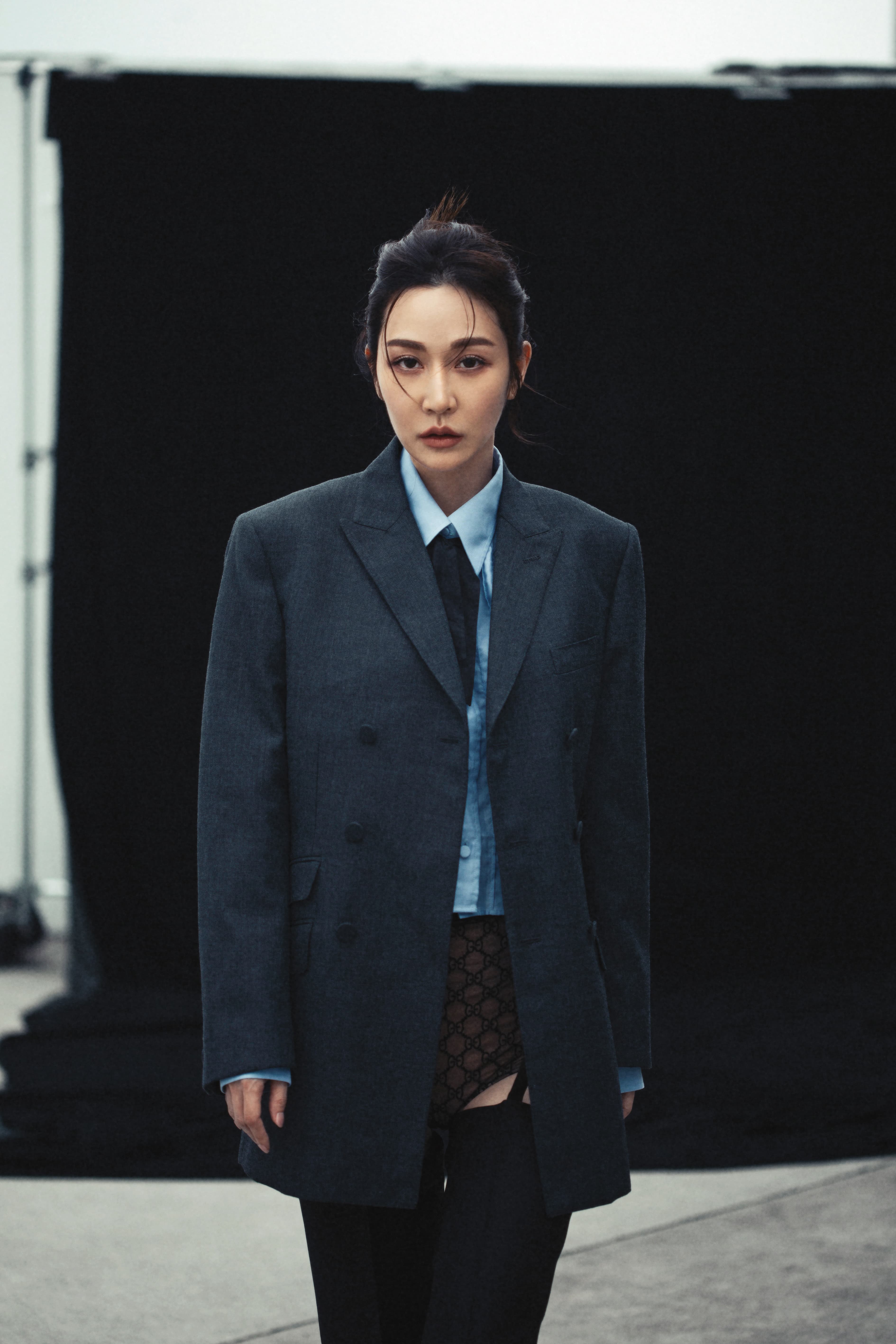 曾莞婷執意做自己想做的，想當她的幕僚或合夥人，她認為需要很大的愛心與包容。