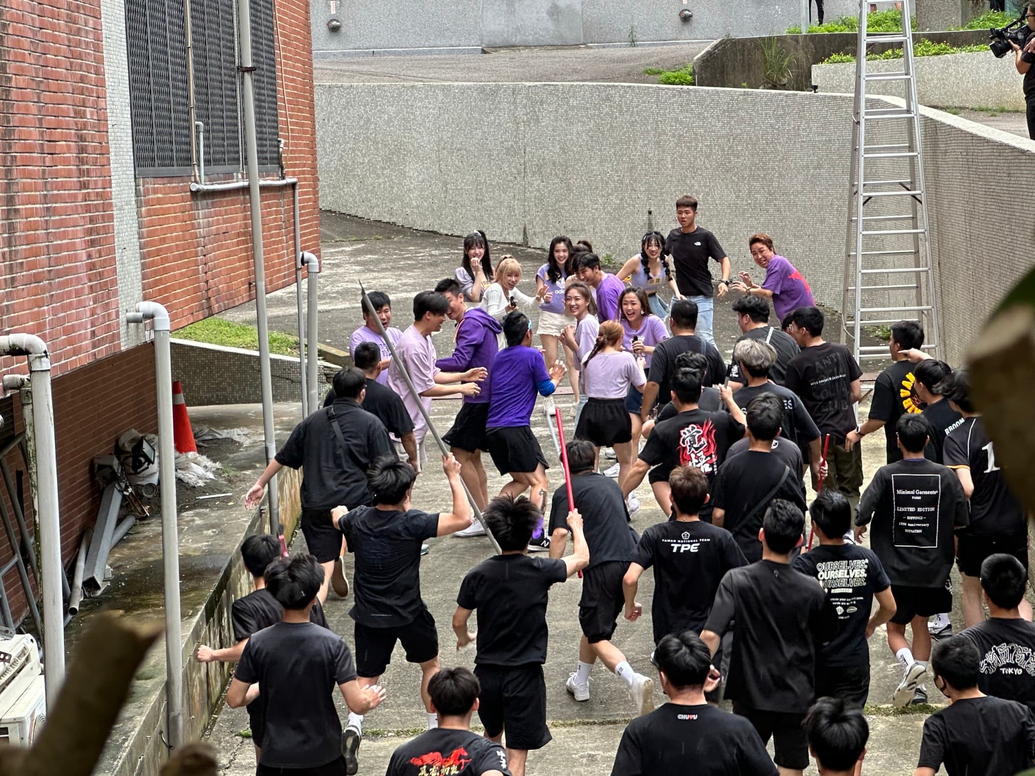 《最強綜藝秀》錄影「震撼教育」嚇壞眾藝人。(民視提供)