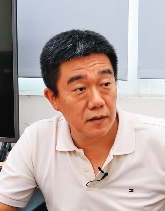 王強生提到逮捕蘇男當下的驚險瞬間,仍覺得心有餘悸。(翻攝畫面)
