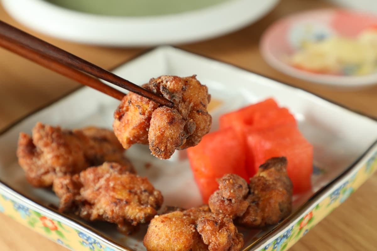 「CHICKEN KARAGE」好吃到讓熟客敲碗希望老闆能另外開店專賣炸雞。