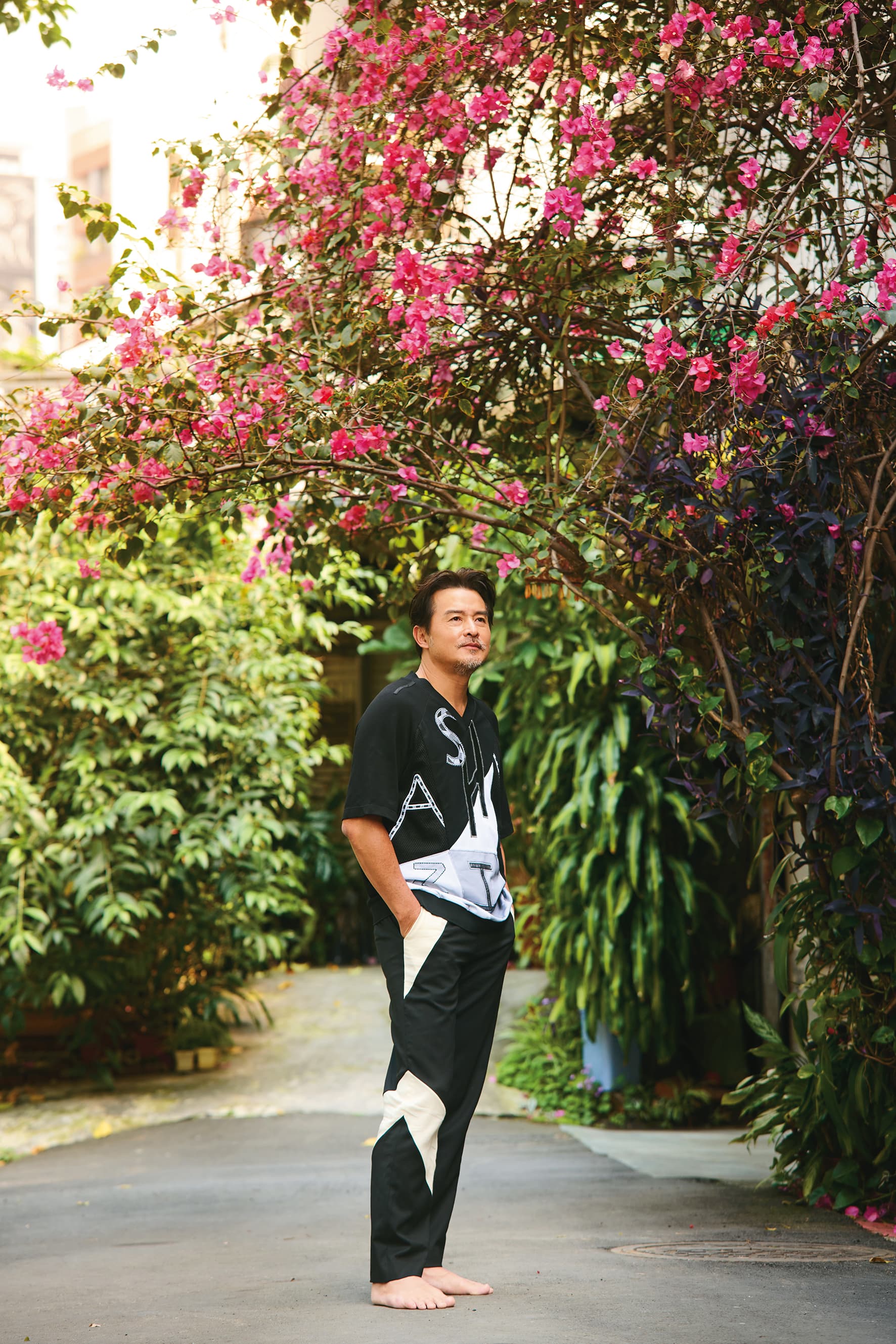 前一陣子,李銘順在演總裁角色,因而得要注意身材。他笑說,如果能演一個胖胖的總裁,他會很期待,「中年這種角色才會有魅力。」