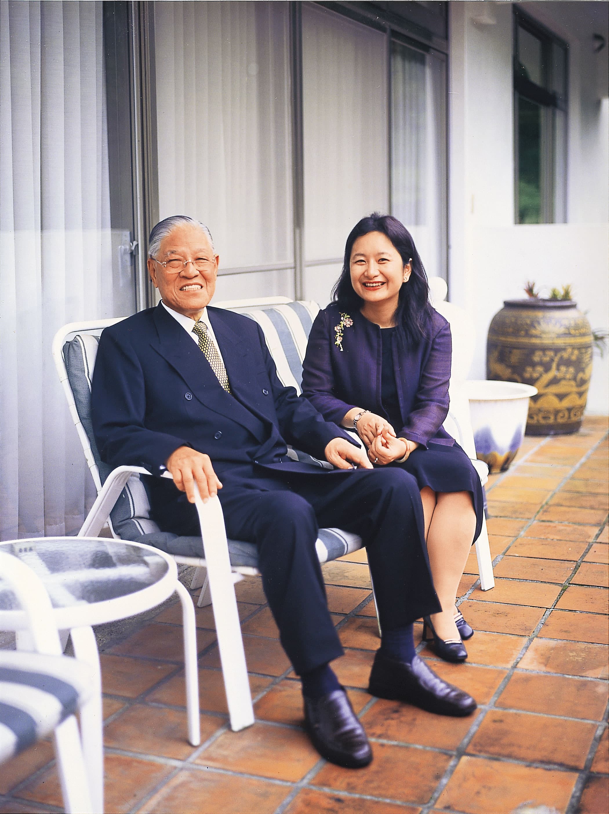 李靜宜(右)追隨「老闆」李登輝(左)12年,替總統撰寫無數重要文稿。李登輝曾對她說:「我心裡想什麼,妳是最了解的。」(李靜宜提供)