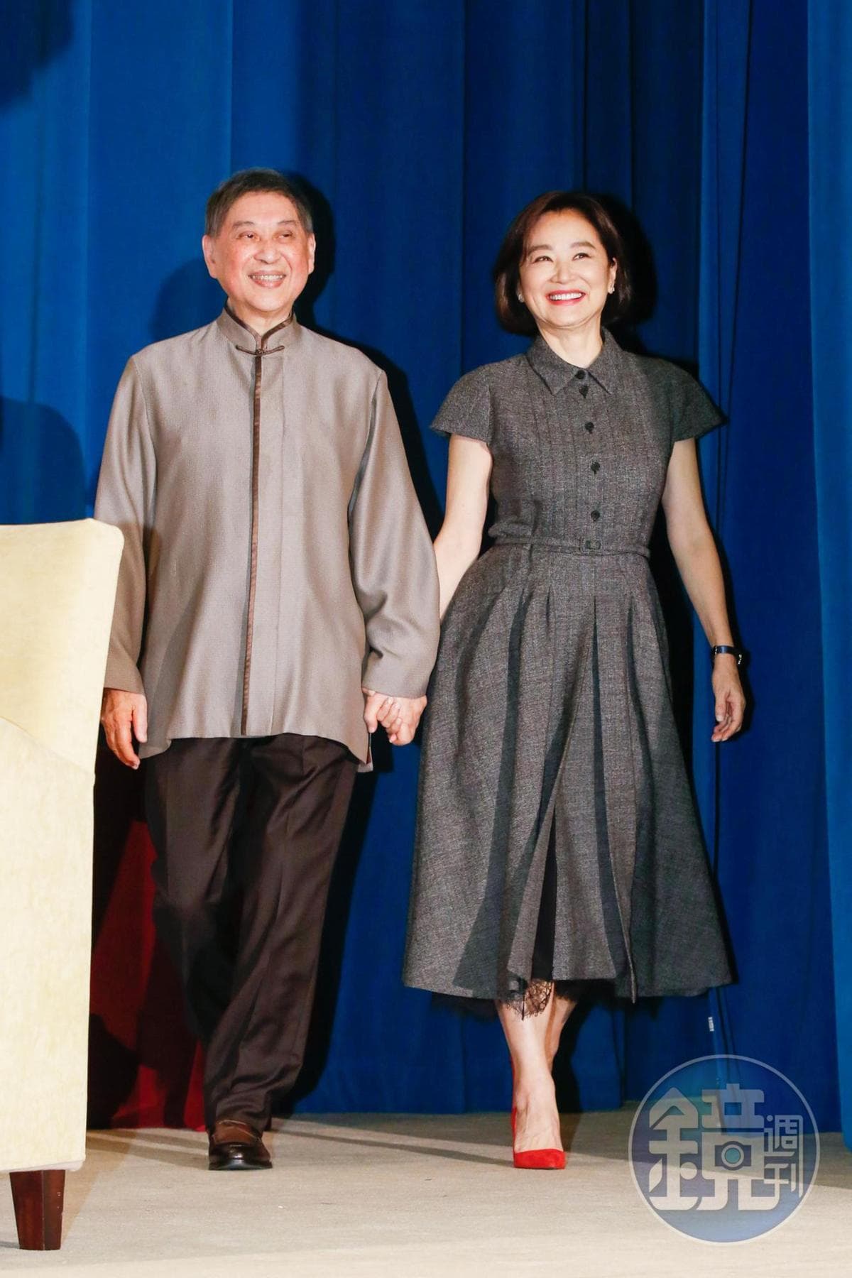 近年已淡出影壇專心寫作的林青霞,去年出版新書《青霞小品》時曾返台,與文壇巨擘白先勇進行對談。
