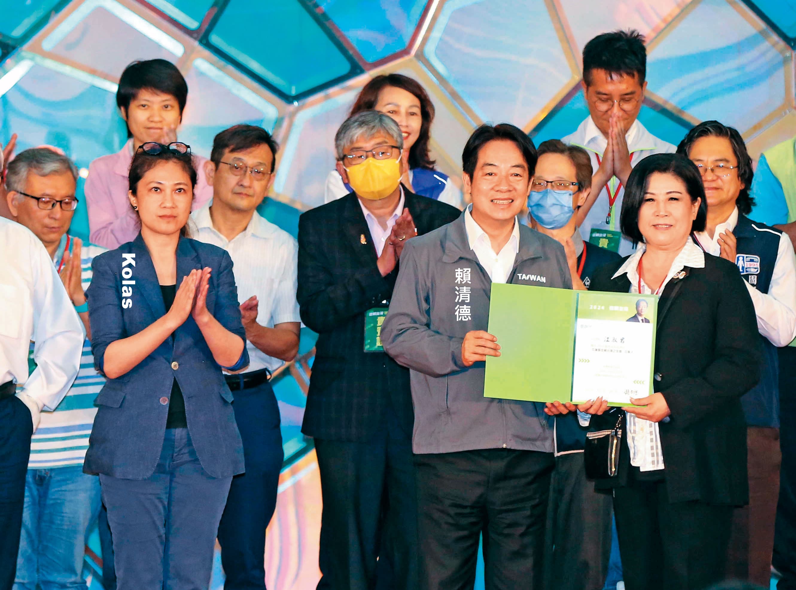 2023年6月17日15:48,花蓮信賴台灣之友會成立,現場有人推薦Kolas選立委。