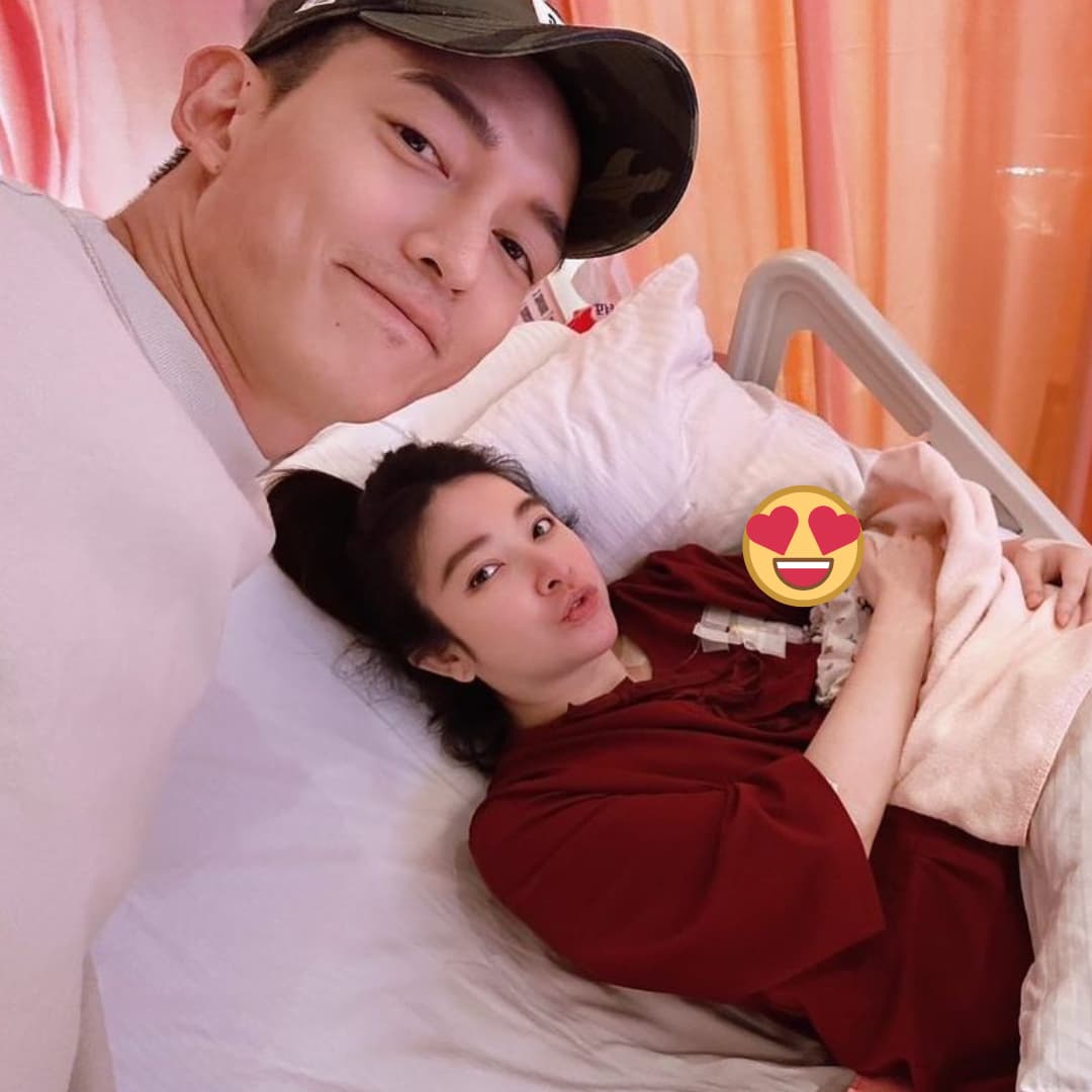 王家梁(左)、許維恩(中)與「奶醉」的女兒忒忒(右)。(翻攝自許維恩IG)