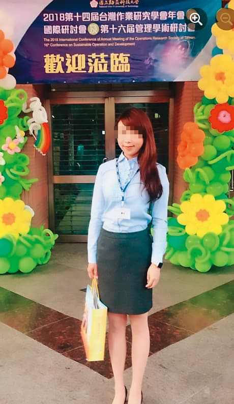吳姓女少校今年32歲,長相甜美、身材窈窕。(讀者提供)