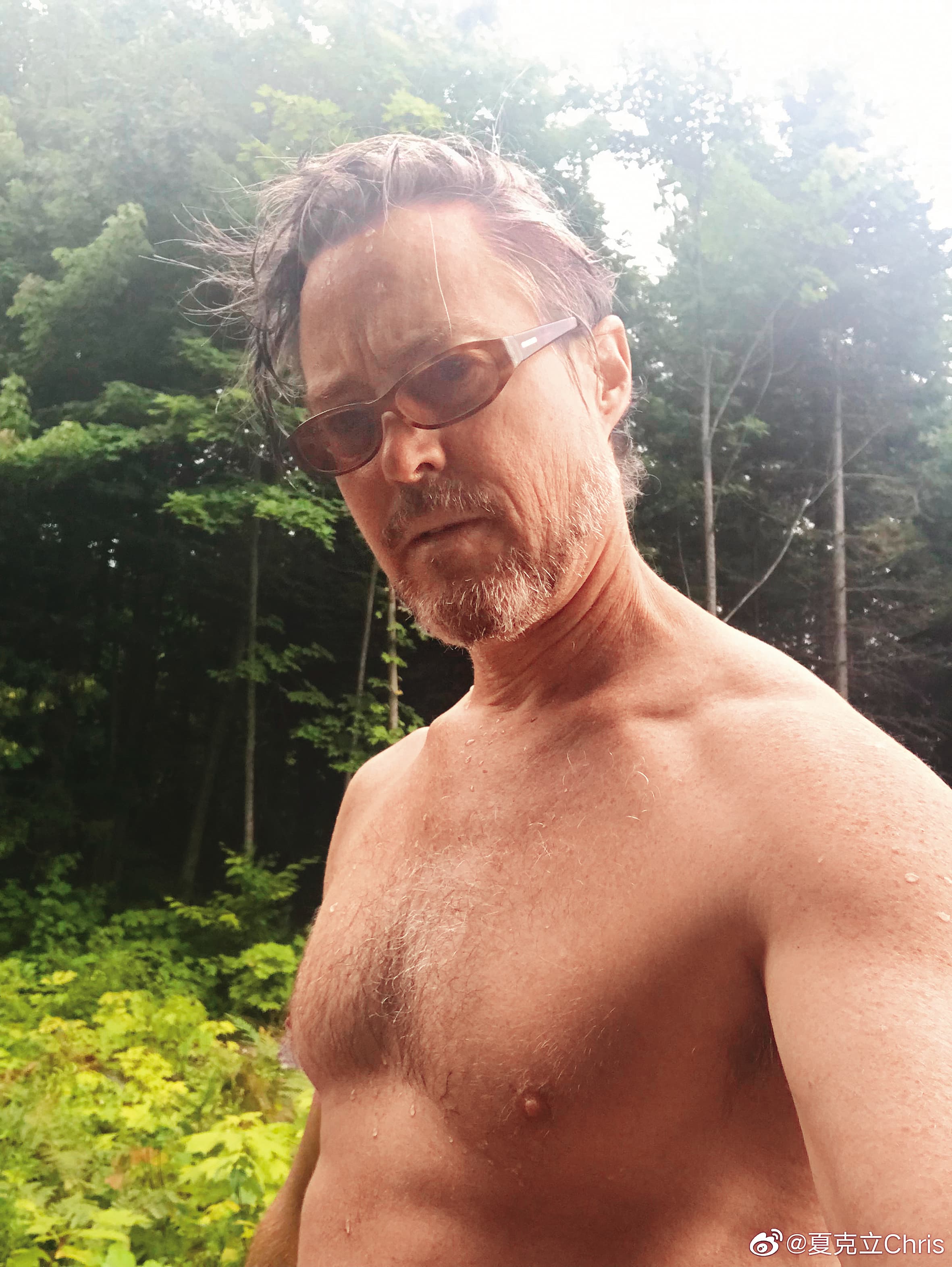 雖然夏克立遭暗指會對黃嘉千動手,但是雙方對於此事都未正面回應。(翻攝自夏克立微博)