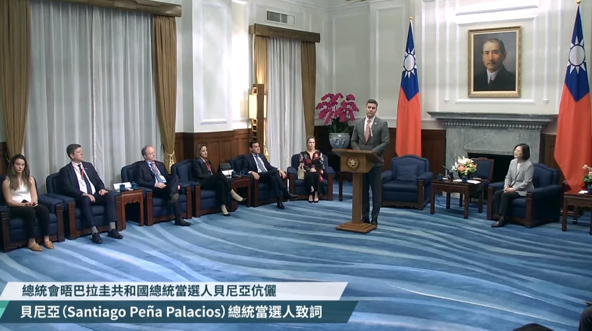 巴拉圭總統當選人貝尼亞率團訪台,今與總統蔡英文、副總統賴清德會晤交流。(總統府提供)