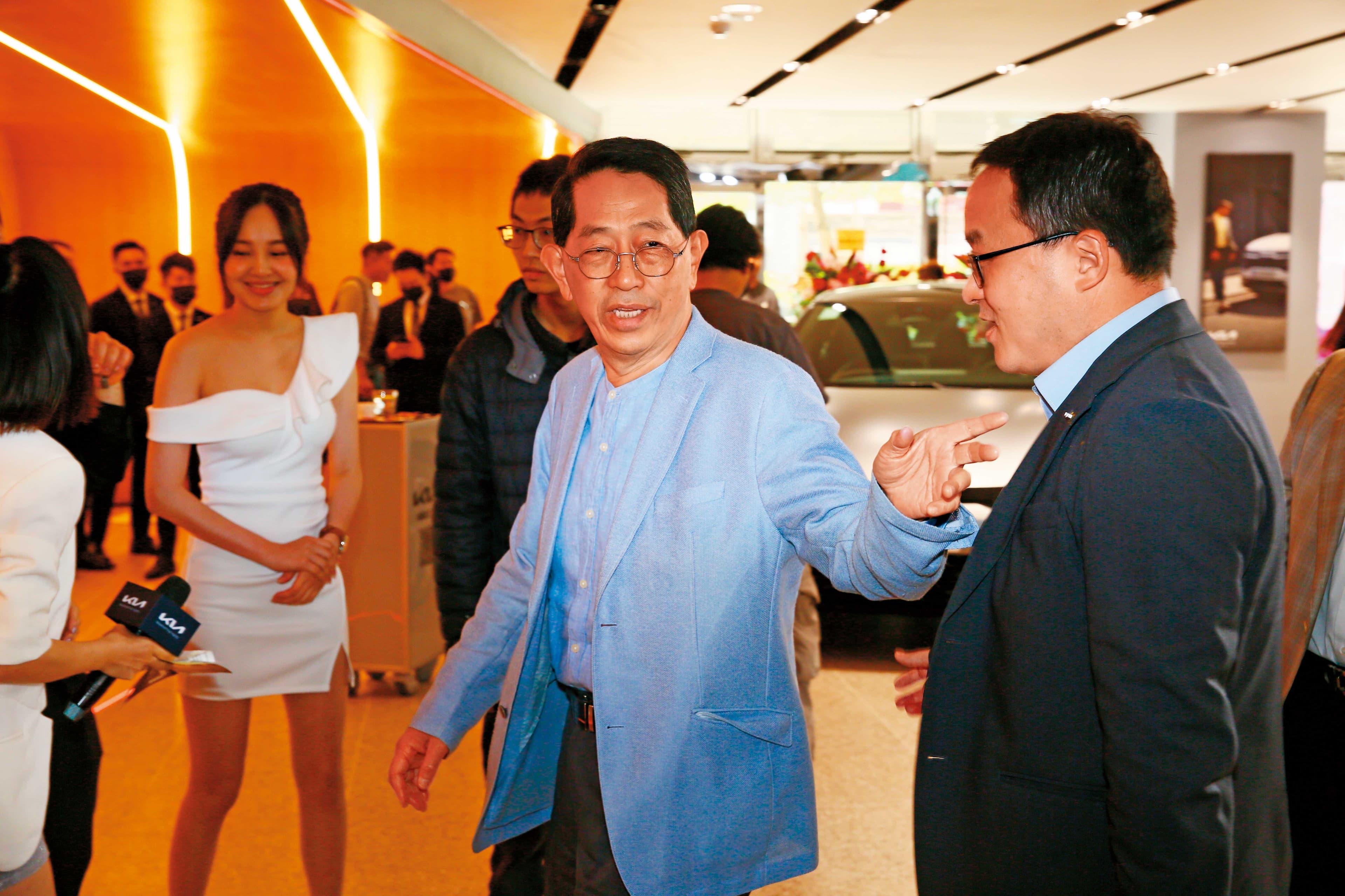 美董事長高志尚相當支持女兒的事業,時常為高易誼站台。
