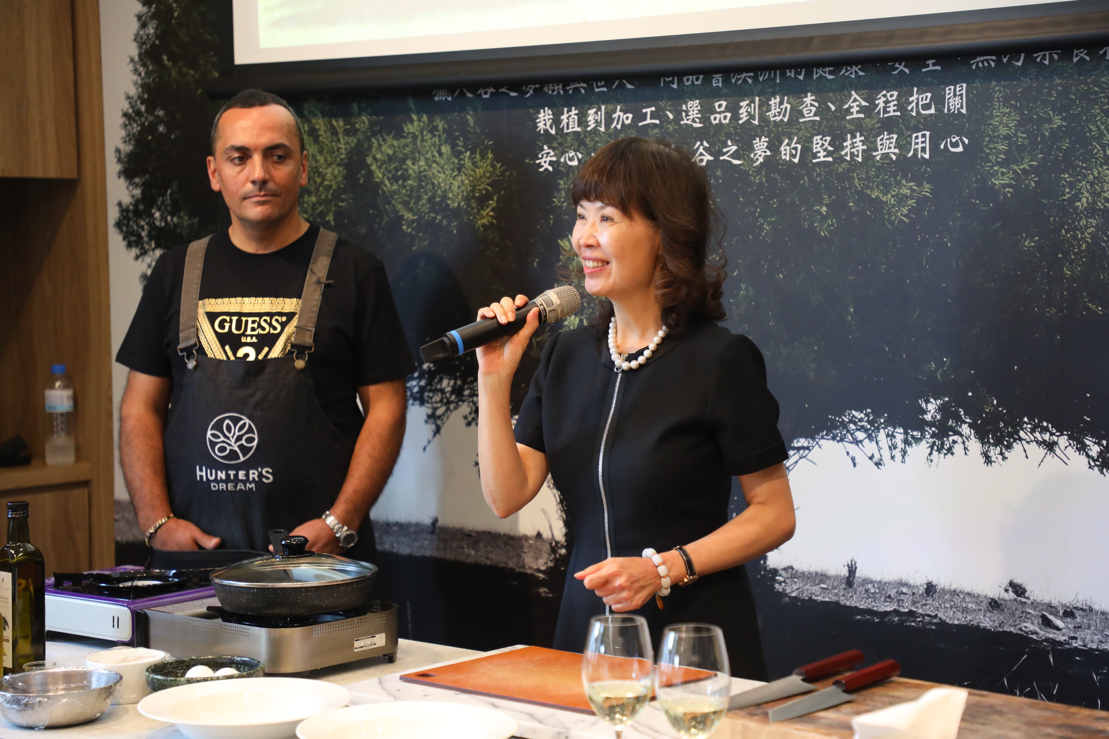 創辦人Jina以身作則,全家人從創業到擴大規模,始終秉持初衷,只生產優質安心的健康食品。
