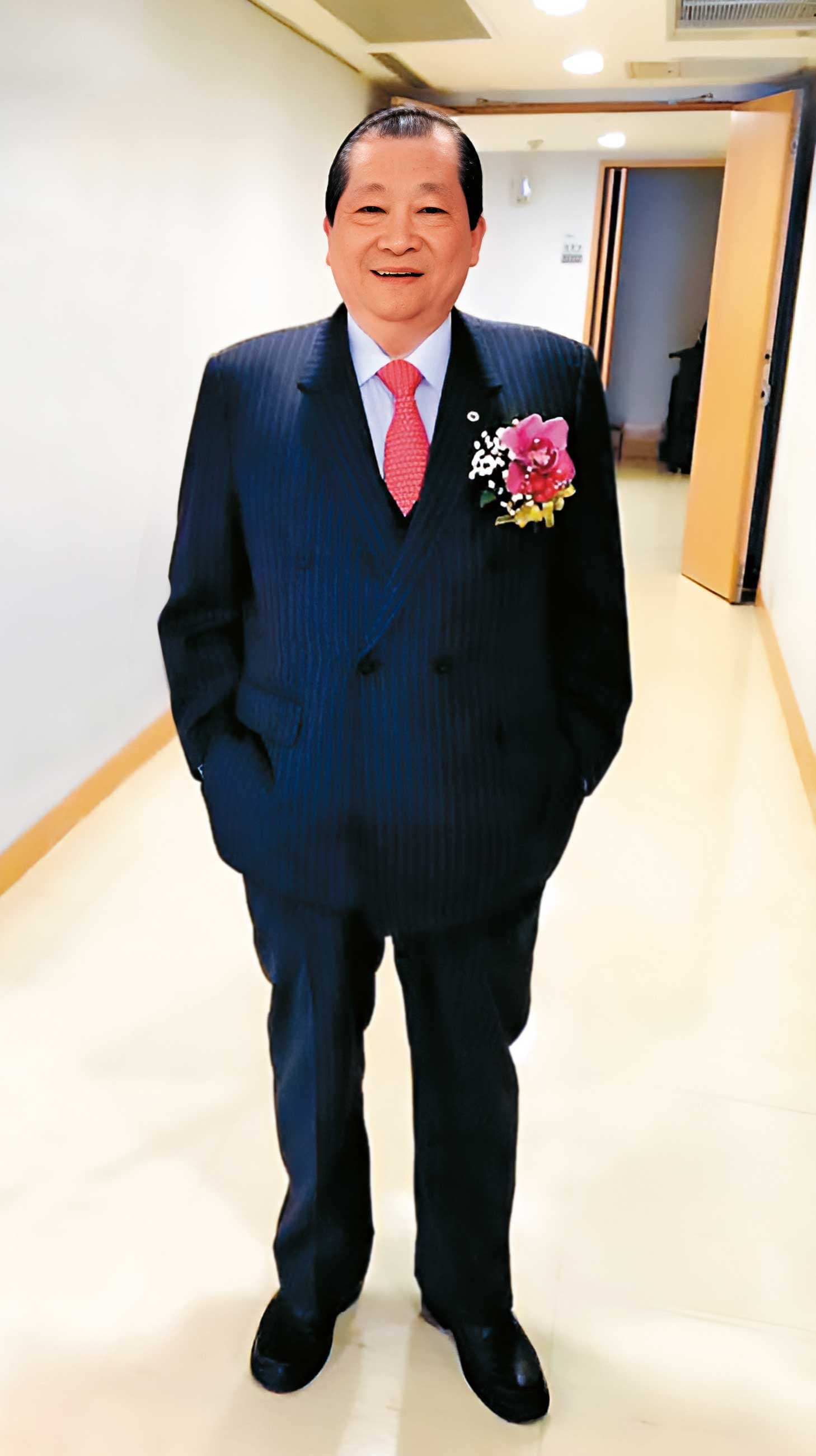 上市公司新亞建設董事長鄒宏基(圖)遭控放任員工施暴,被外甥提告。(翻攝新亞建設臉書)