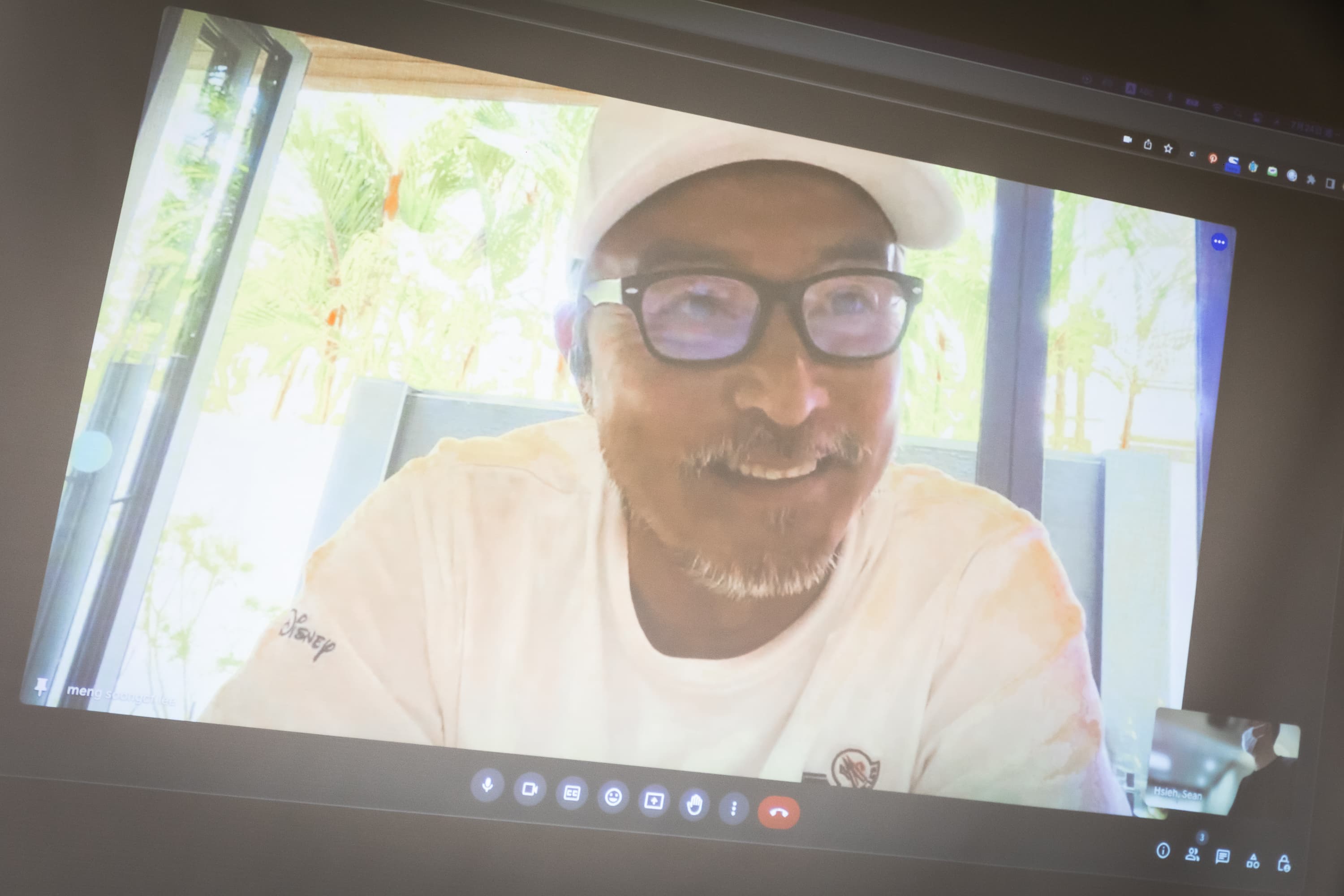李銘順今天視訊連線暢談拍攝心路歷程。(鏡文學提供)