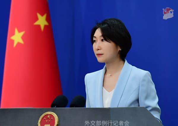 中國外交部發言人毛寧今日回應李家超被美方拒絕一事。(翻攝自中國外交部官網)