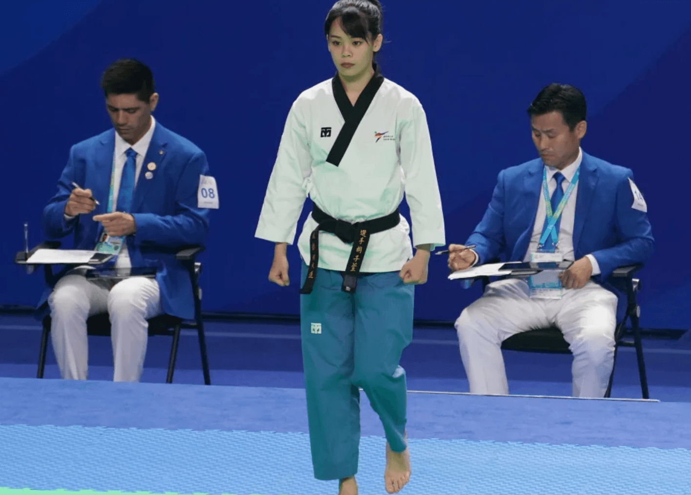 跆拳道女子個人品勢胡子萱奪下銀牌。(大專體總提供)