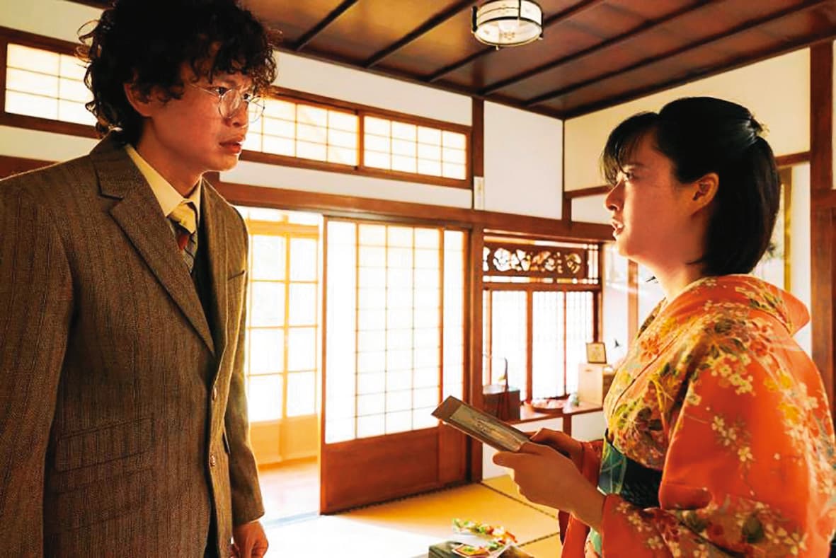 Runa(右)在《尋找回憶的金木君》劇中,與黃鐙輝(左)有不少對手戲。