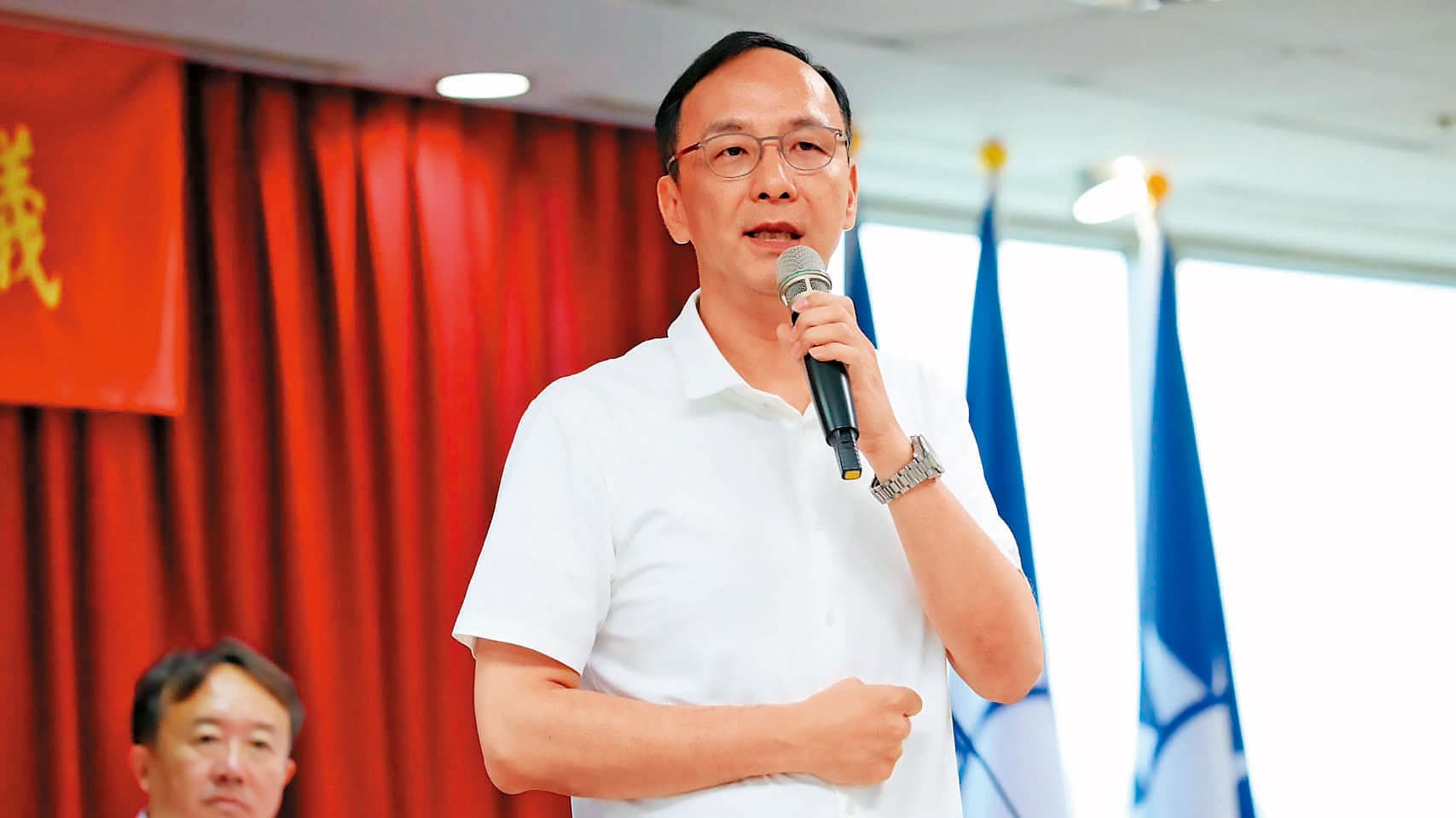 國民黨主席朱立倫喊出執政大聯盟,被認為仍未放棄藍白整合。(國民黨提供)