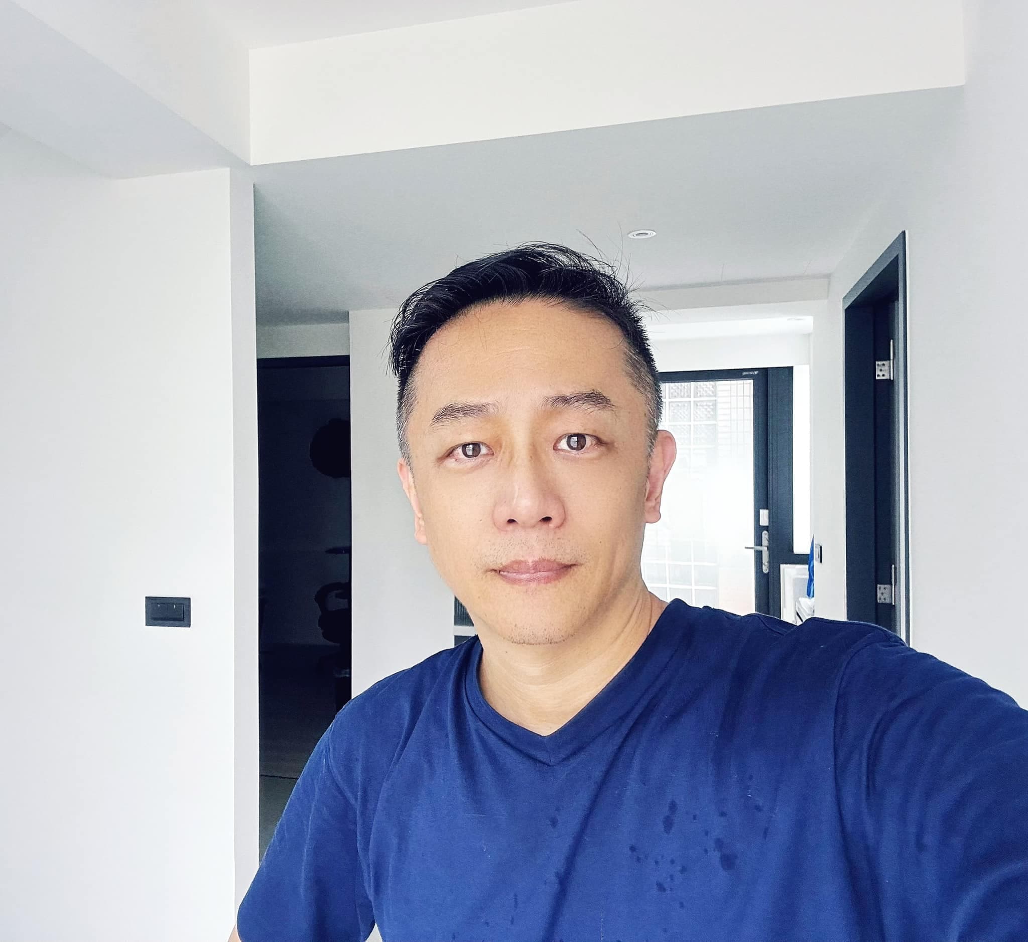 陳昭榮消失半年浮出水面透露成功瘦身。(翻攝自陳昭榮臉書)