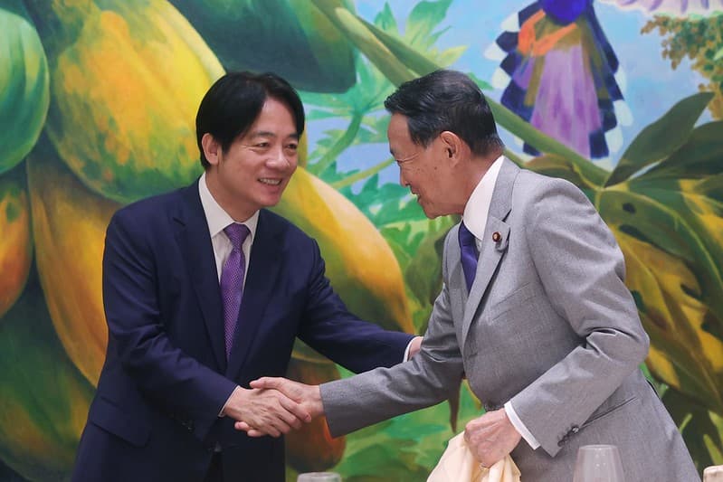 副總統賴清德宴請麻生太郎與代表團,盼台日未來在印太和平穩定及經貿產業鏈發展上共創雙贏、共同合作。(總統府提供)