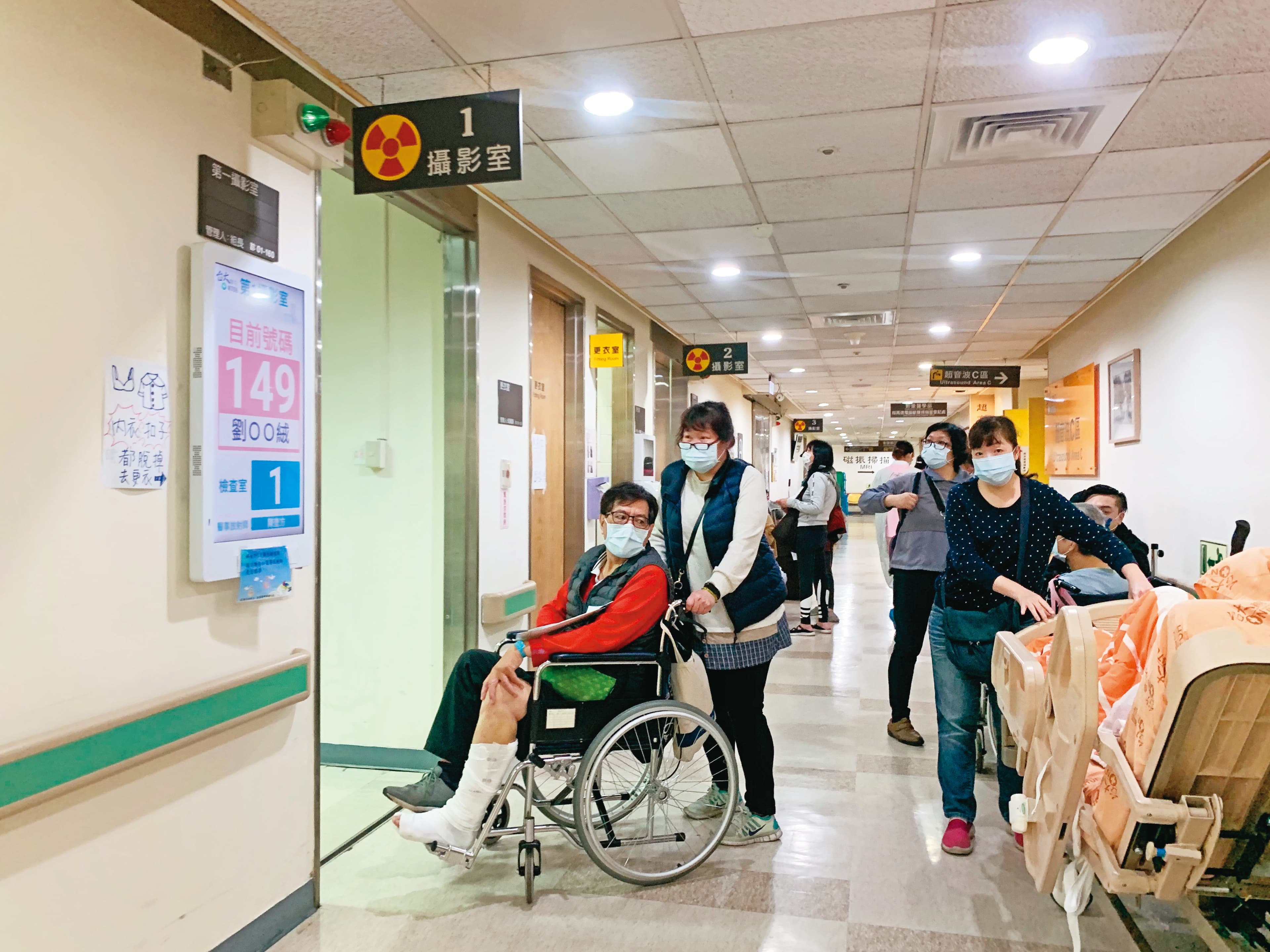 產險意外醫療,過去基本保額5萬元,現在改成1萬元起跳,原因是賠率太高。