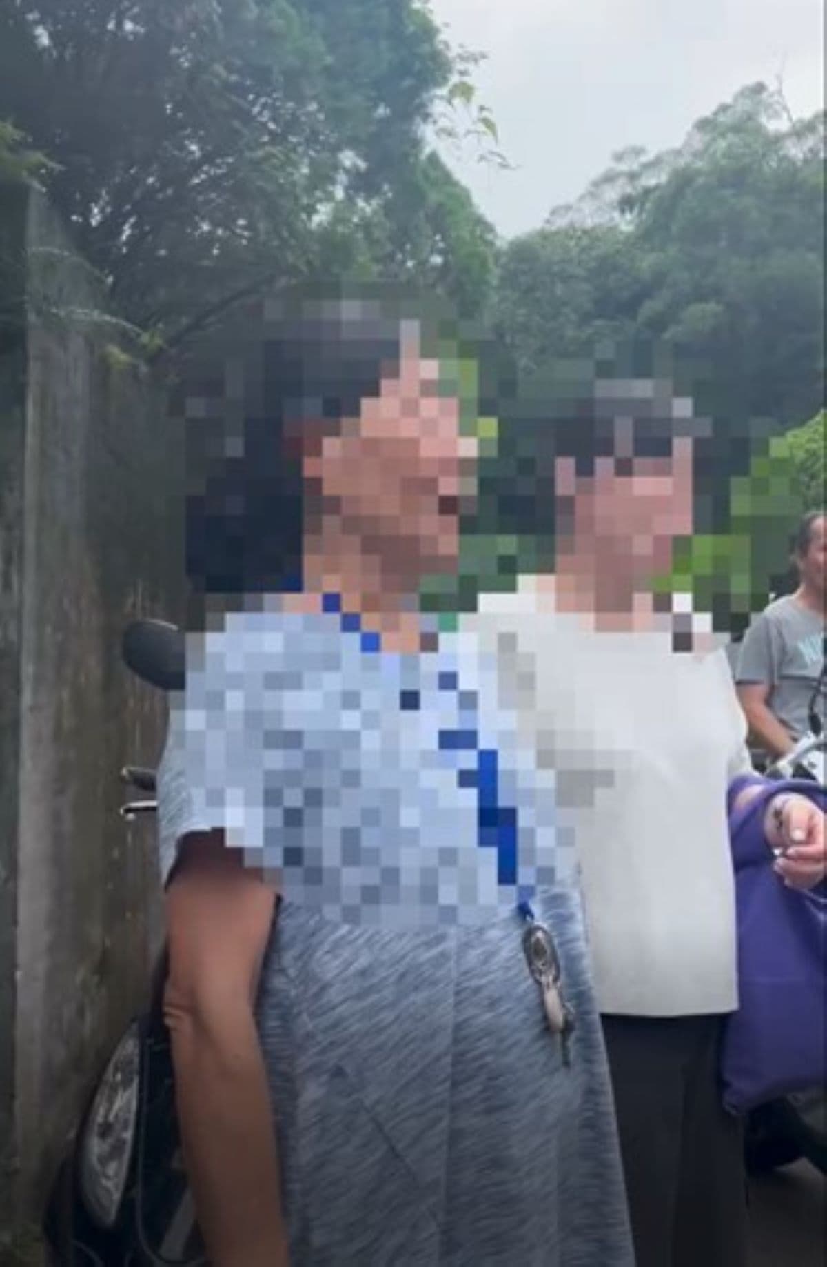 警方在距離3公里外順利找到人,讓侯姓婦人與母親團聚。(翻攝畫面)