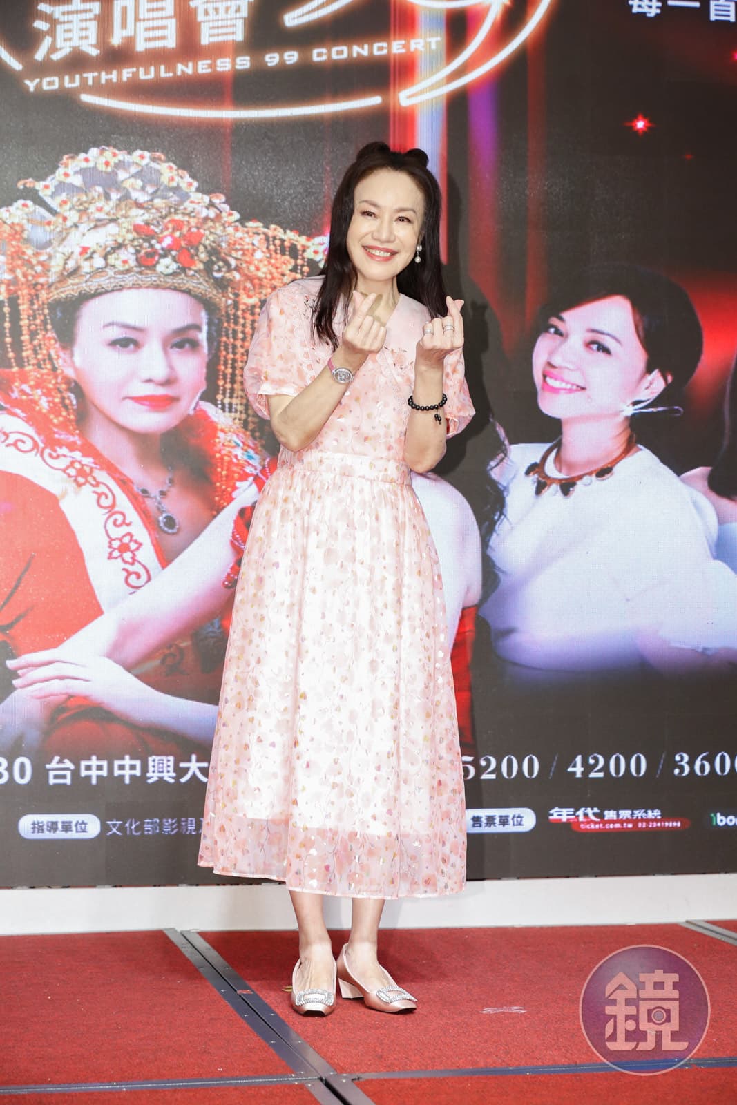 金佩姍感恩出道以來，母親一直都是最稱職的星媽，打點她的演藝事業。