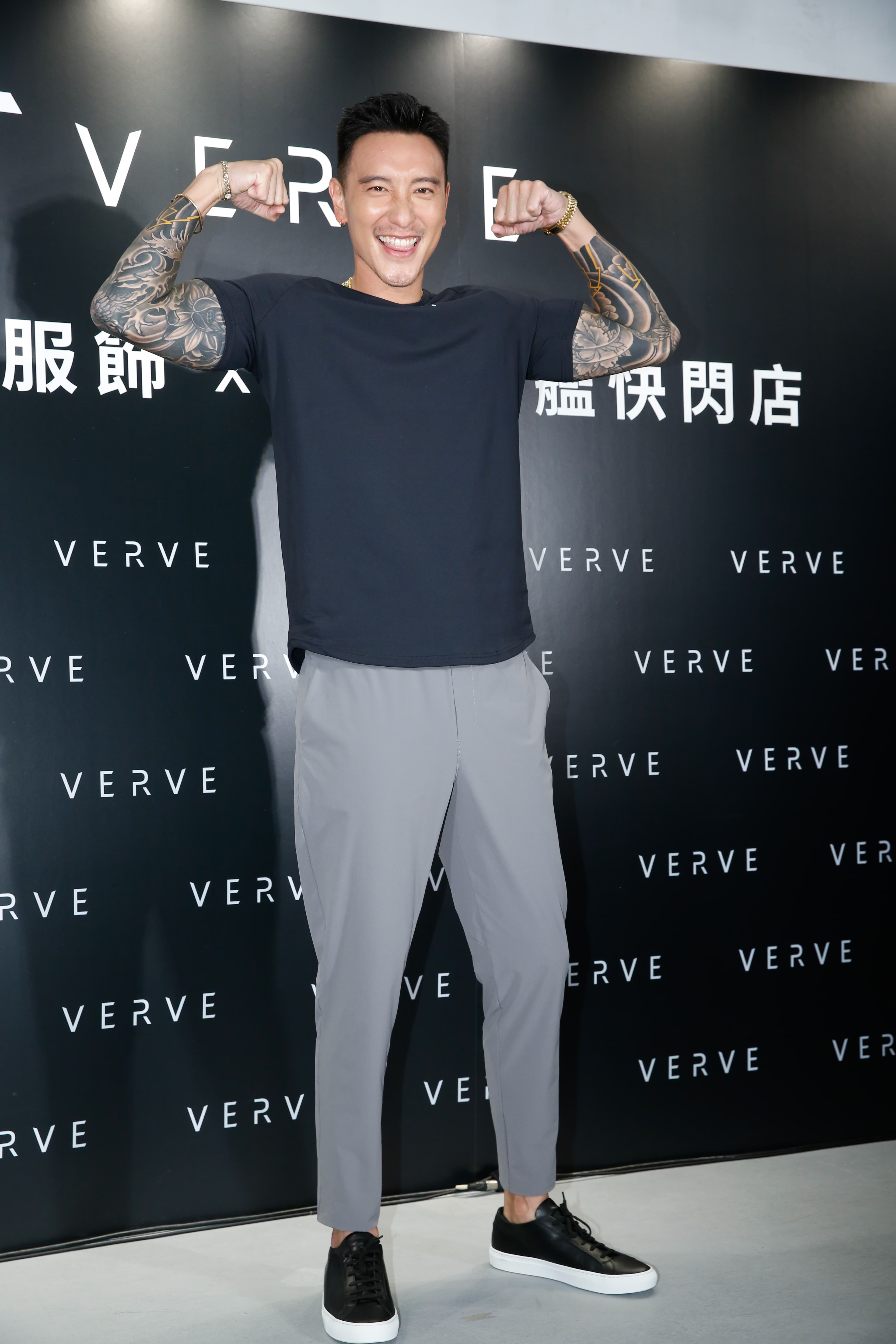 現場擠滿媒體想得到王陽明對婚變的回應,王陽明表示這次回應後,未來不再浪費大家的時間。