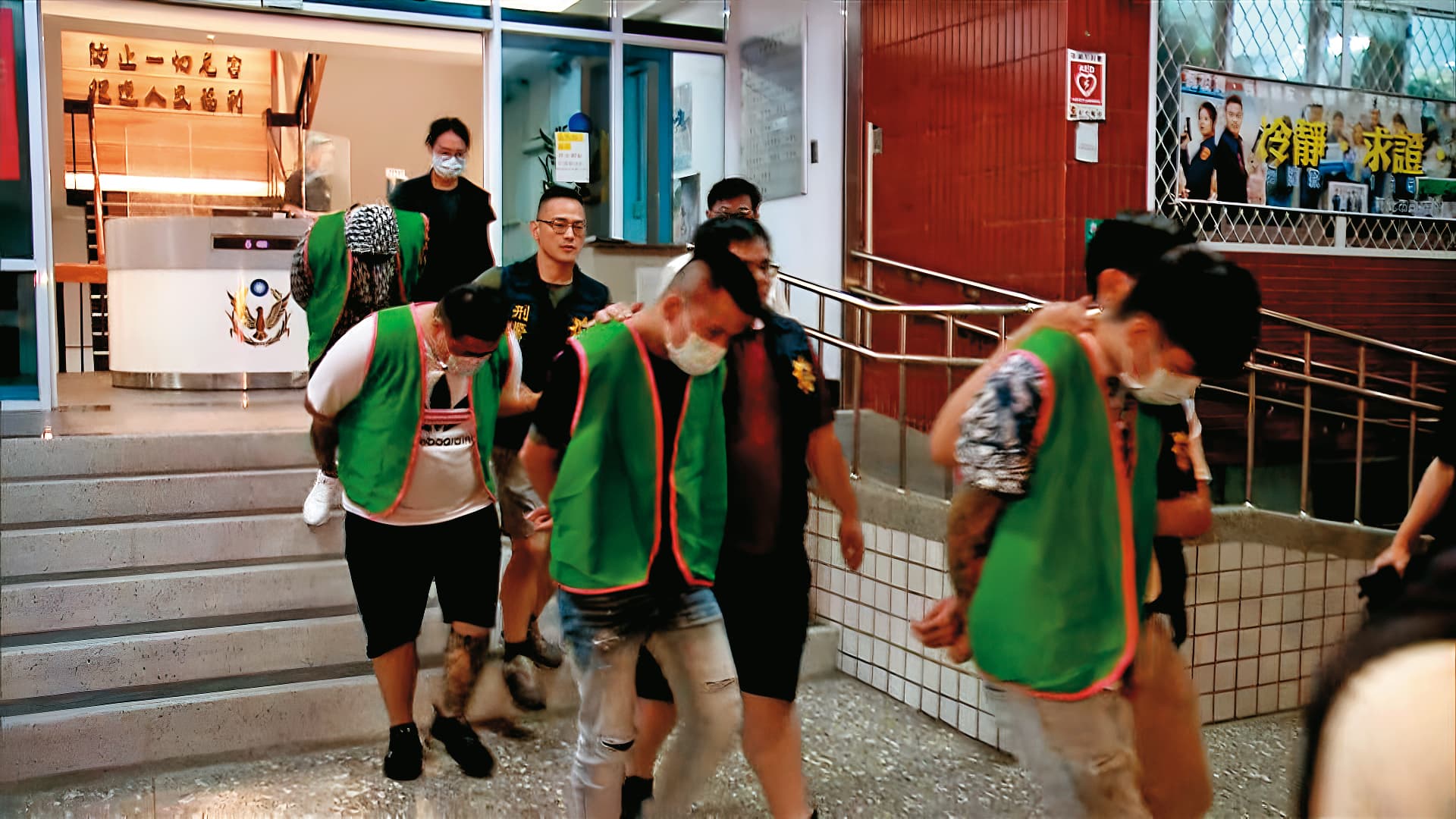 涉虐殺案的被告（圖）遭逮捕，其中1名洗車場股東獲法院交保後，立即趕赴機場逃亡柬埔寨。（東森新聞提供）
