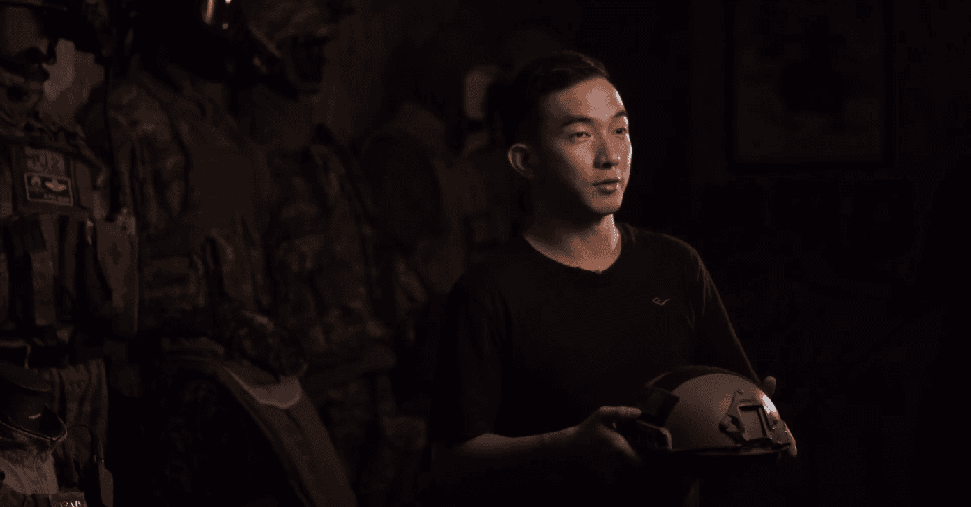本週五《公視主題之夜SHOW》主題論壇探討戰爭議題,特邀台籍志願兵呂子豪分享親歷烏克蘭戰場前線故事。(公視提供)