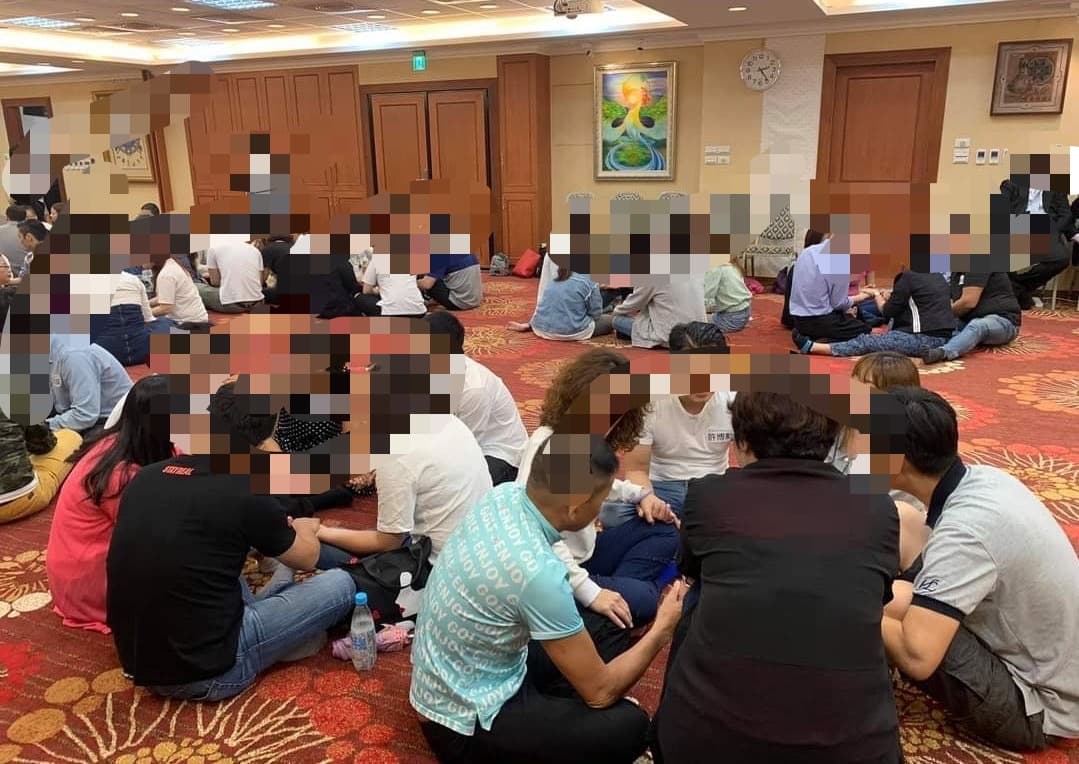 有學員質疑該公司講師未具心理師資格,卻帶領團體心理諮商及治療,已向衛服部檢舉。(讀者提供)