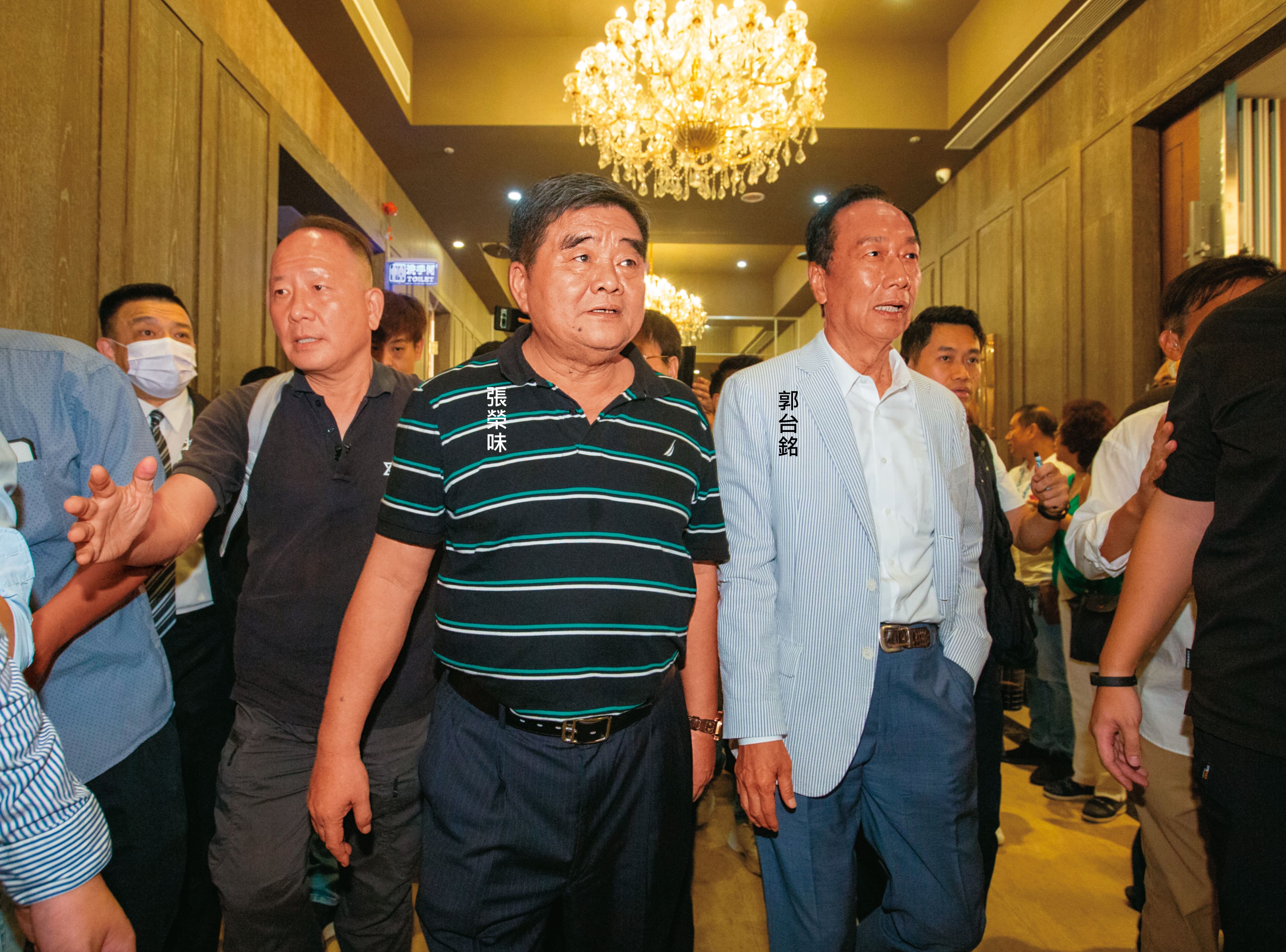 國民黨深知雲林張家是挺郭派的主力,黨高層在8月底、9月初時,嘗試用列入不分區立委安全名單,來說服張家「消極」挺郭。