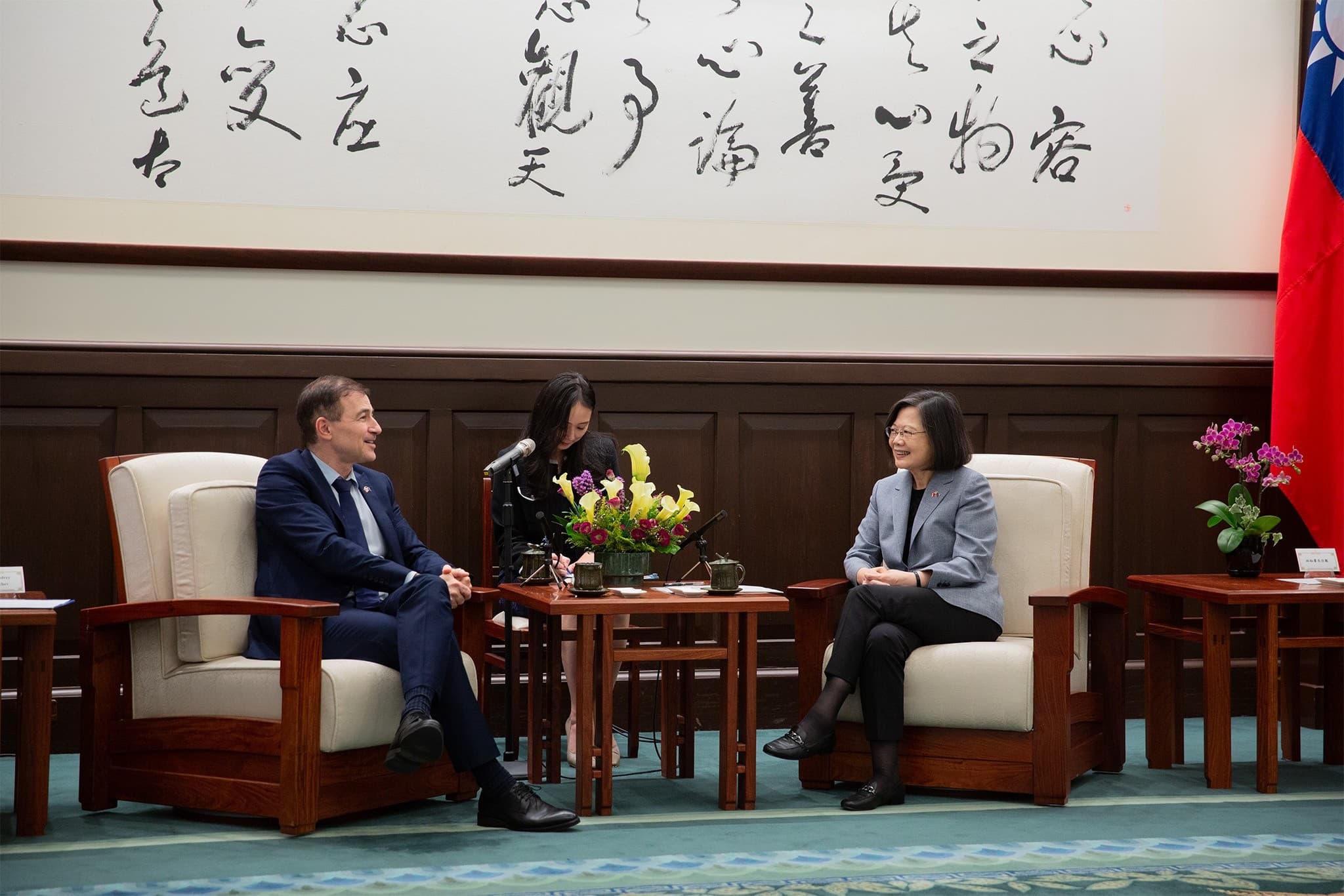 蔡英文(右)接見柯契夫。(總統府提供)