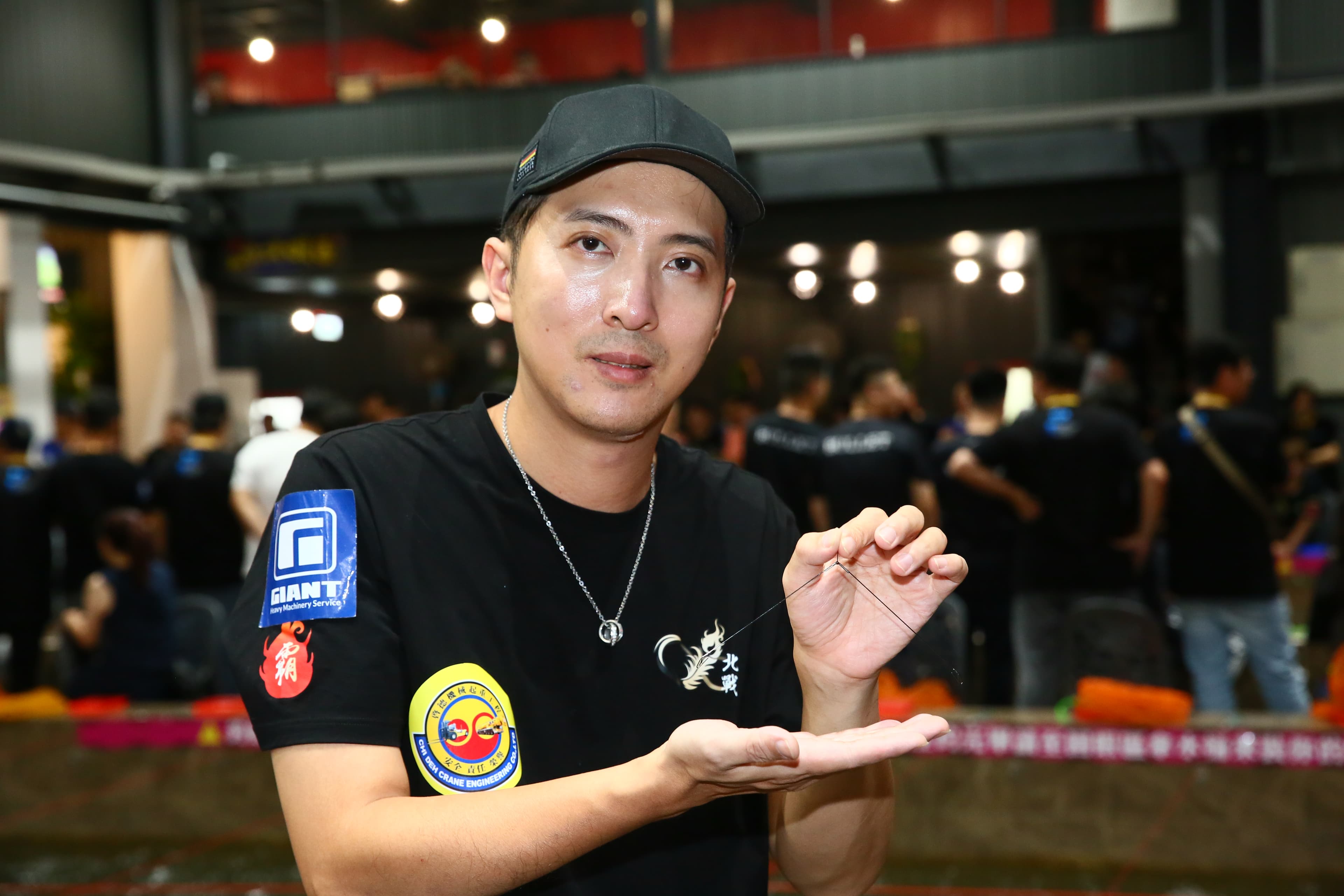 阿綱曾獲得亞洲盃釣蝦冠軍,自己也有銷售釣蝦工具天平。