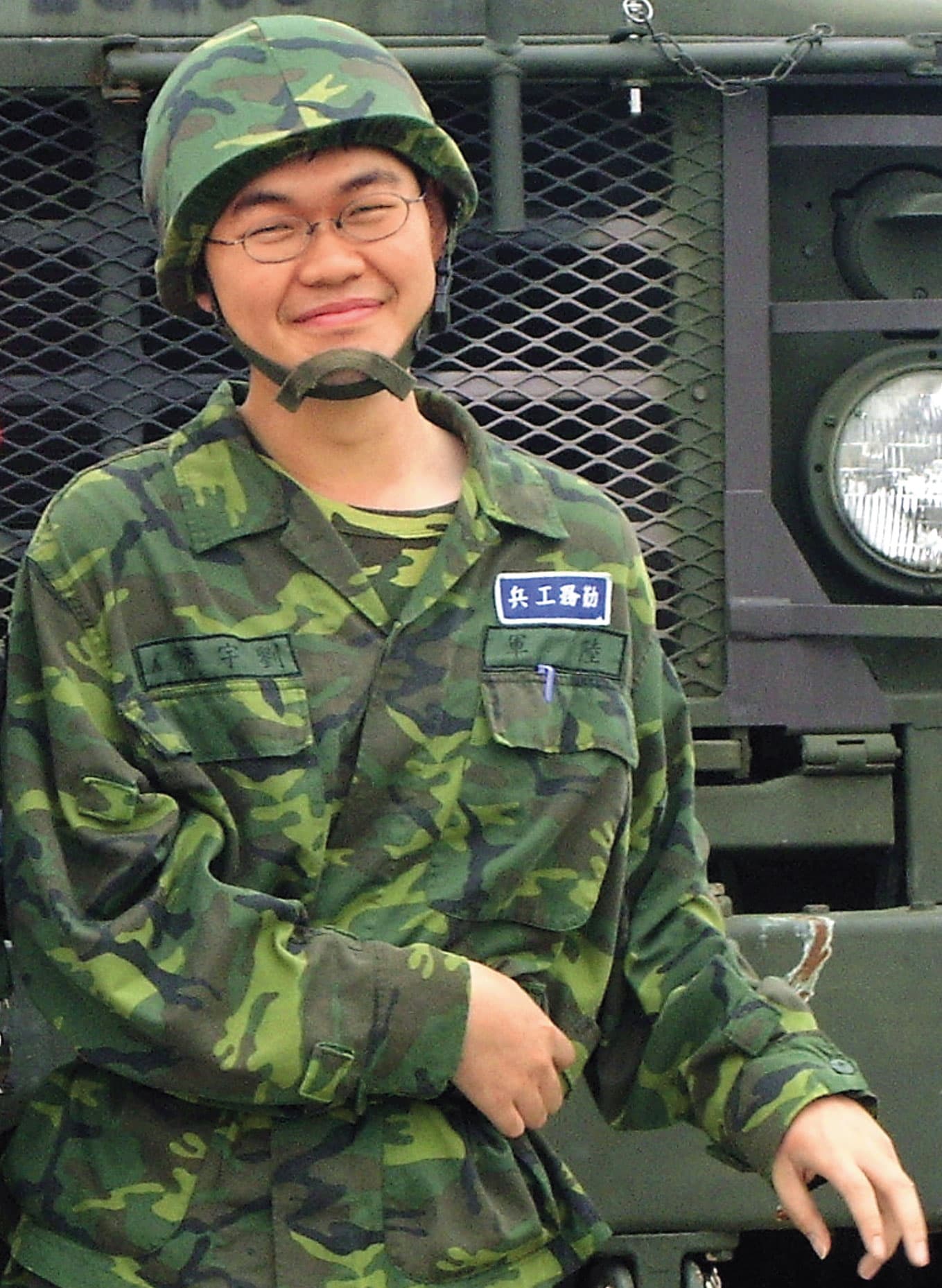 大學就公開出櫃的四叉貓,服役時也不曾隱藏自己,還在部落格寫軍中趣聞,頻頻被長官關注。(四叉貓提供)