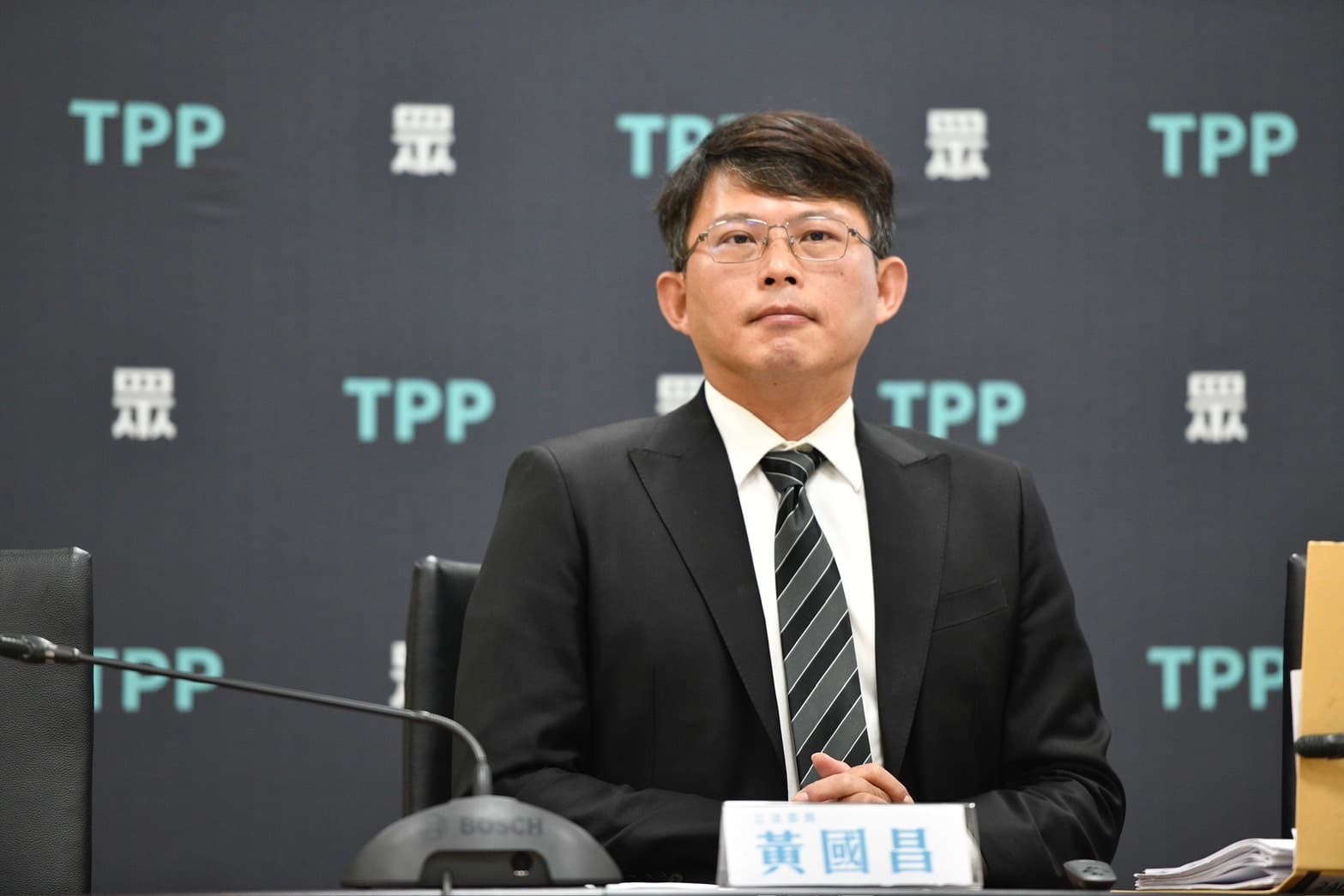 在黃國昌的財產申報中,其中共有4筆建物,於2024年2月16日新北市政府工務局已核准動工,現正拆除中。(本刊資料照)