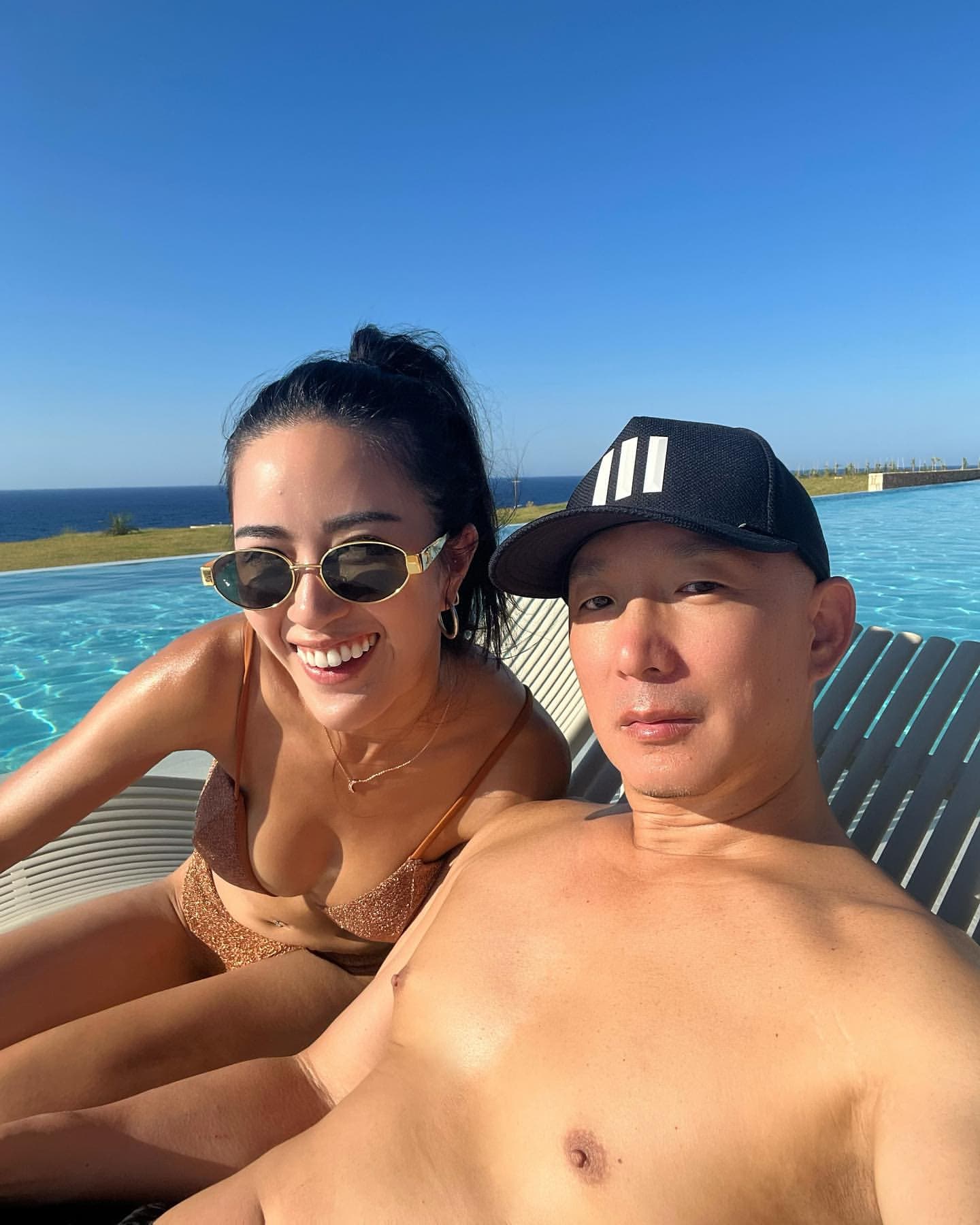 徐子翔(右)和譚以欣(左)結婚僅2年,但夫妻倆感情甜蜜,呈現出陽光美好的一面。(翻攝自譚以欣IG)