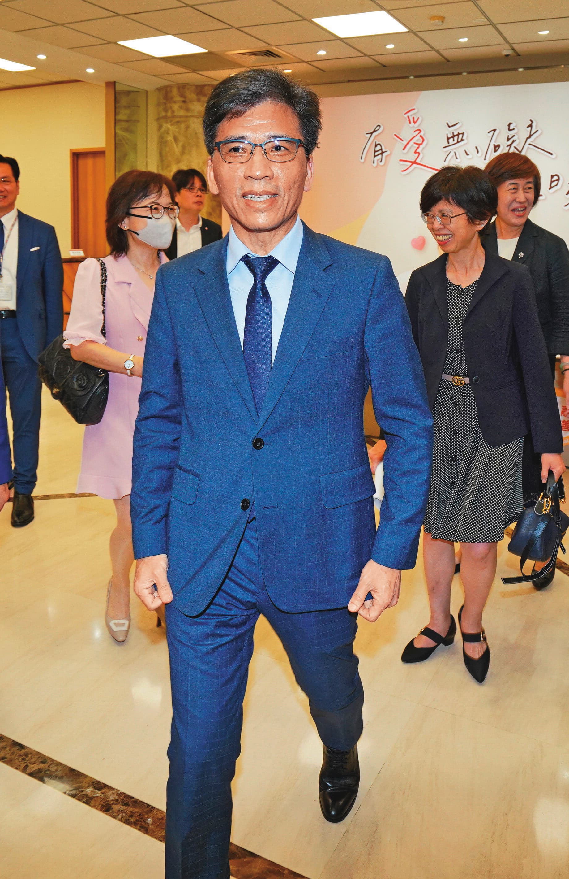 金管會在新光金、台新金股臨會前已開出5項審核條件。