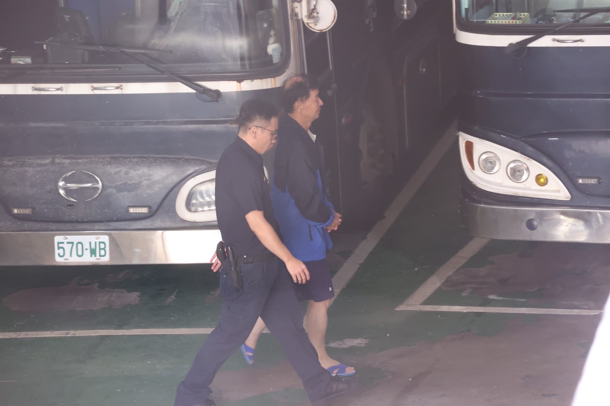 彭振聲今早被提訊。
