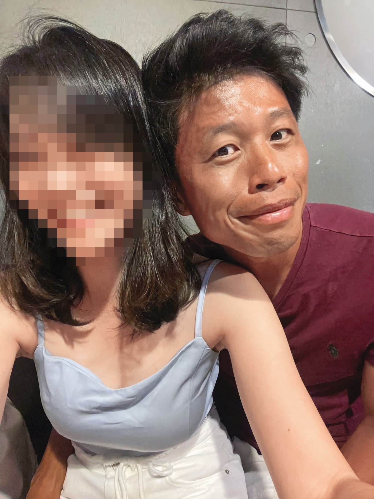 謝政瀛（右）前女友Ａ小姐（左）指控，被謝在澳洲丟包回台後決定分手，謝卻以小帳號羞辱抹黃她。（讀者提供）