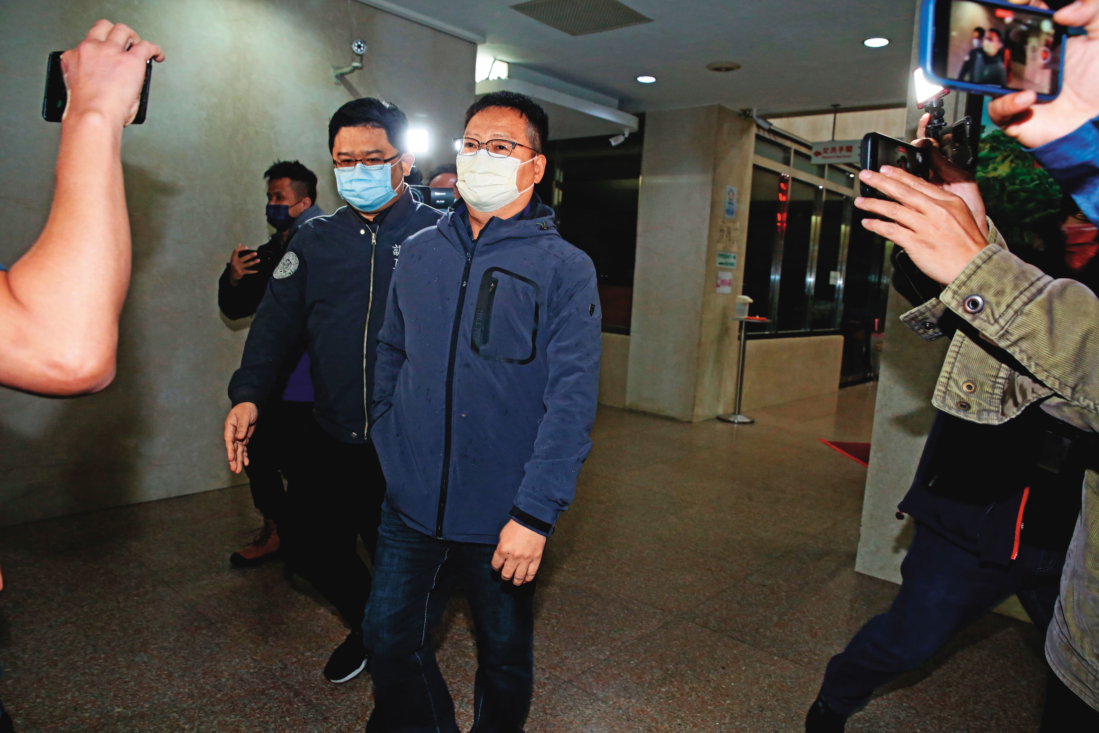 李天怡丈夫郭人杰是媒體出身,因浮報動物價格涉背信罪遭起訴,全案由北院審理中。