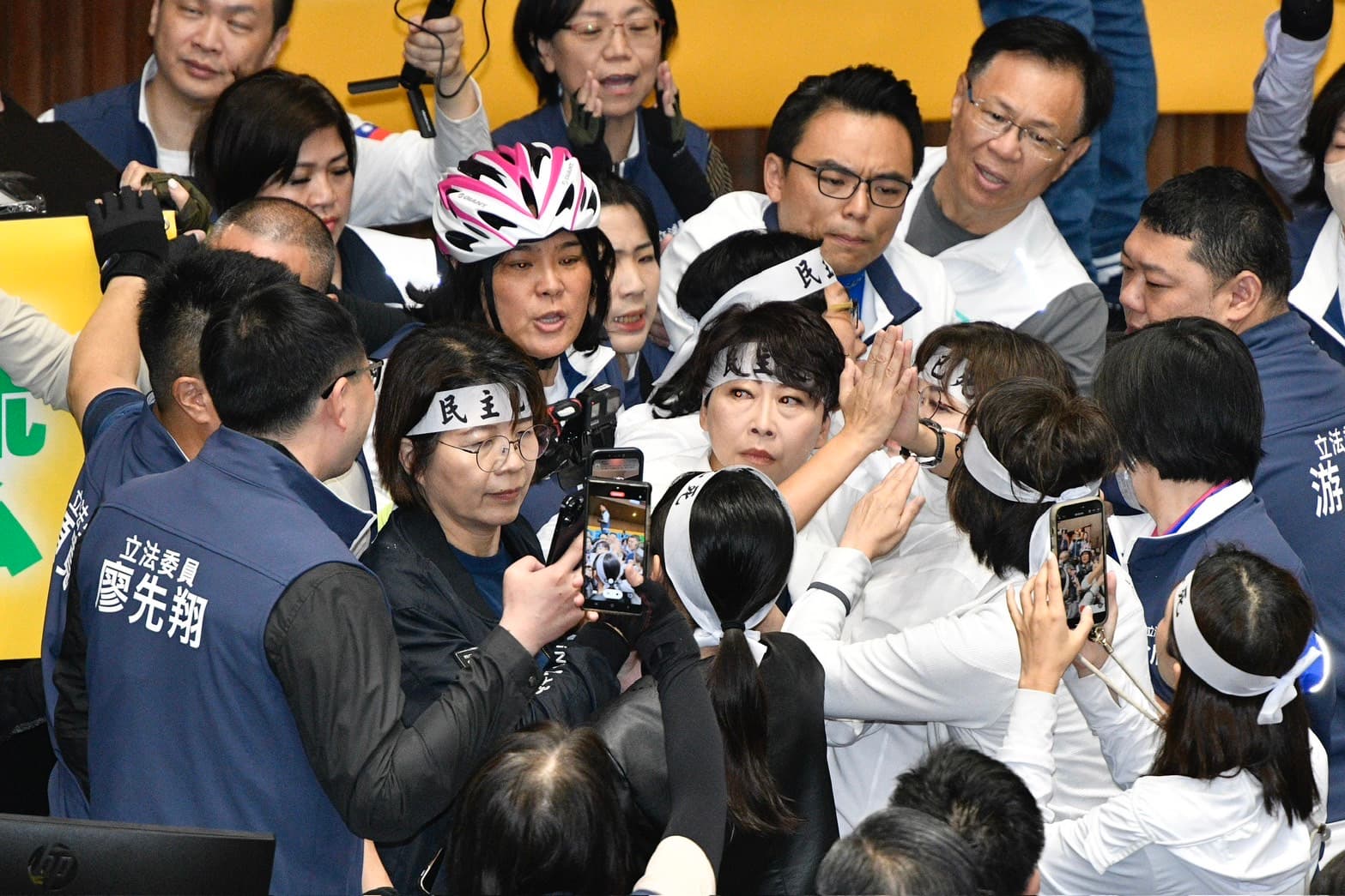 陳玉珍與陳亭妃的女人戰爭。