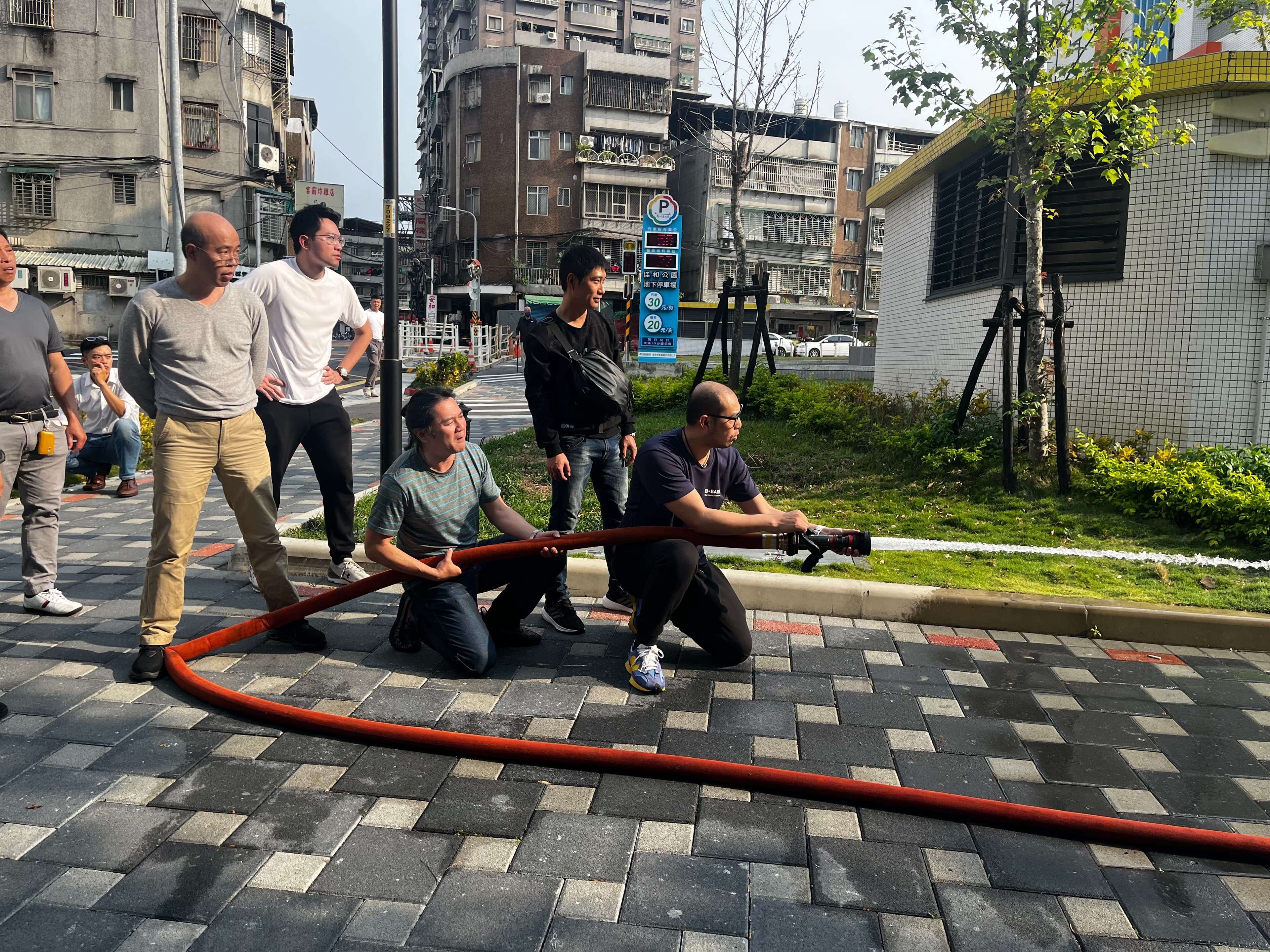 新進義消學習有關防火、防災宣導知識。（新北市消防局提供）