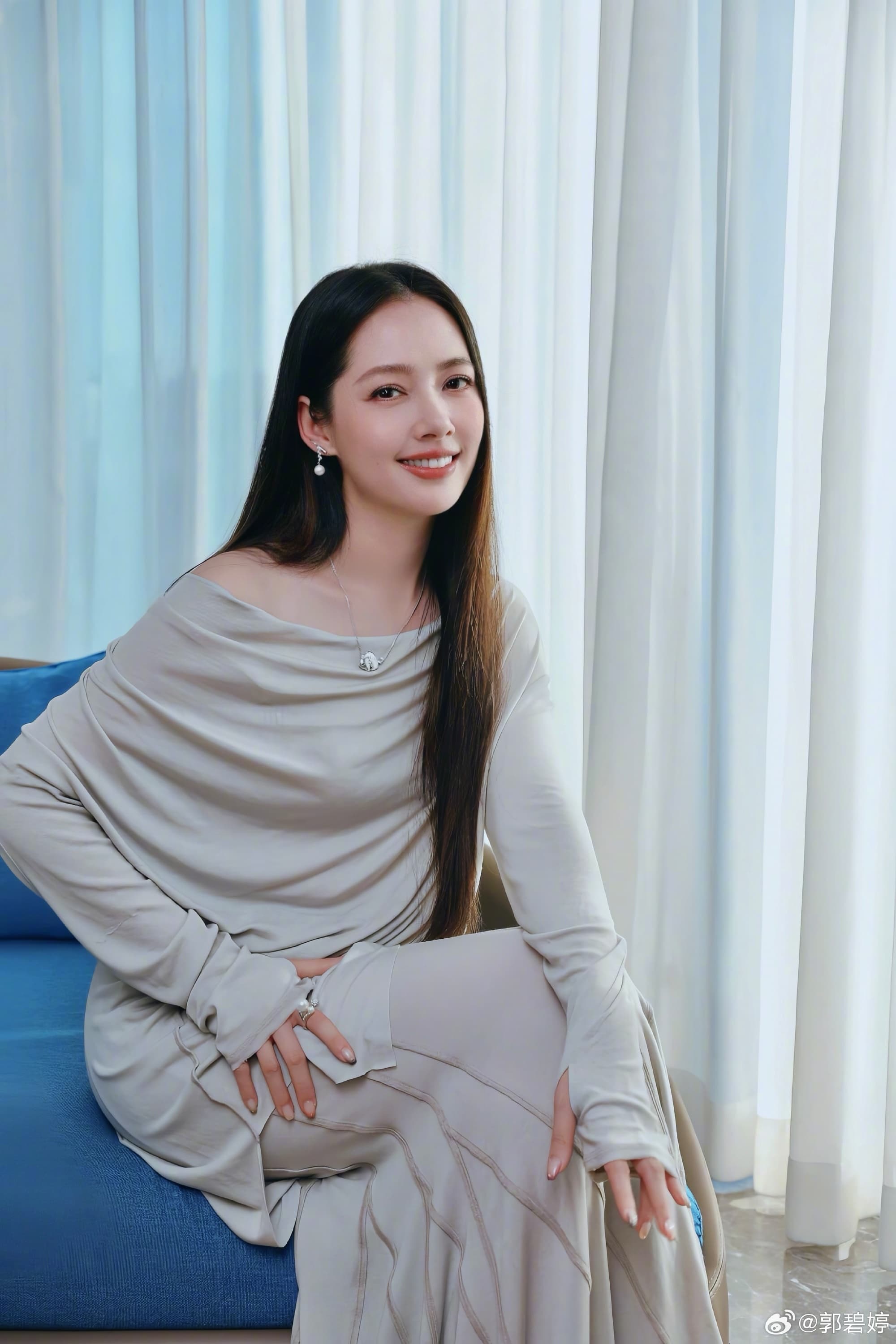 郭碧婷算是婆婆陳嵐親自看中的兒媳婦,向家已規劃未來由她掌管家族基金。(郭碧婷微博)
