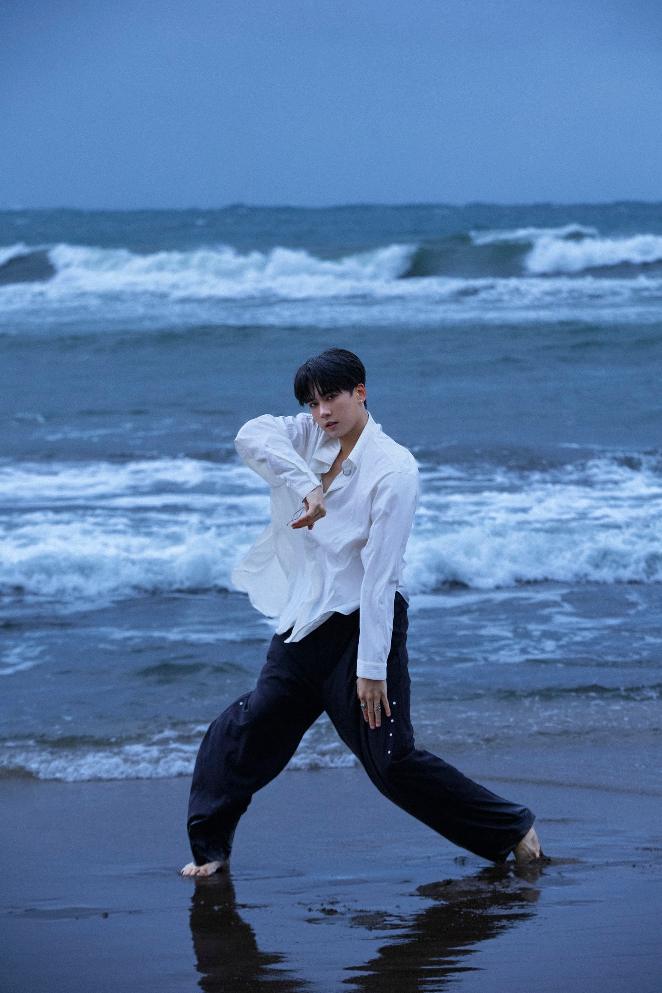  周祖安全新單曲〈不想再讓你哭〉，3/27單曲+MV上架。（索尼音樂提供）