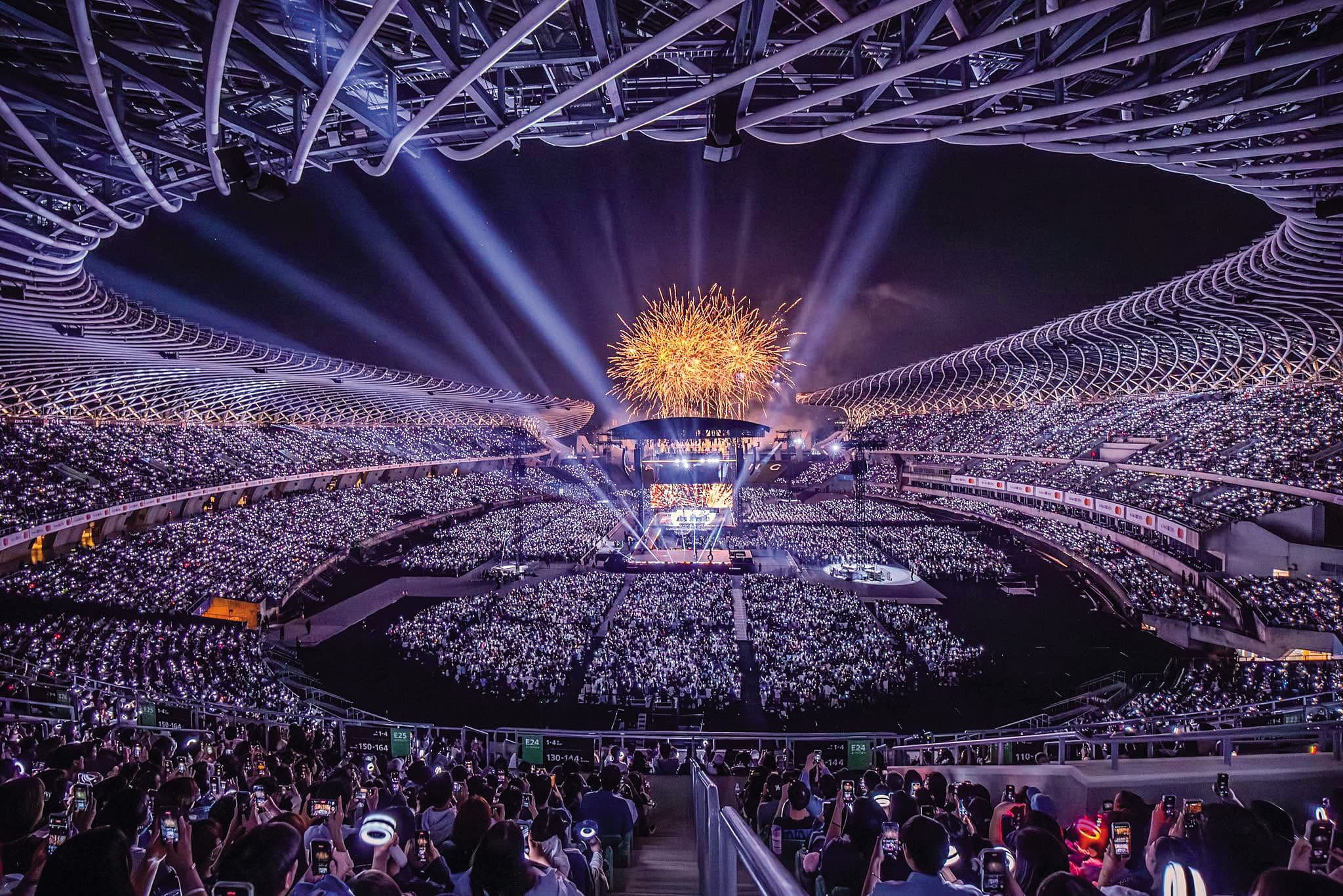 高雄世運主場館可容納逾5.5萬人,成為大型演唱會首選場地。(Live Nation Taiwan提供)