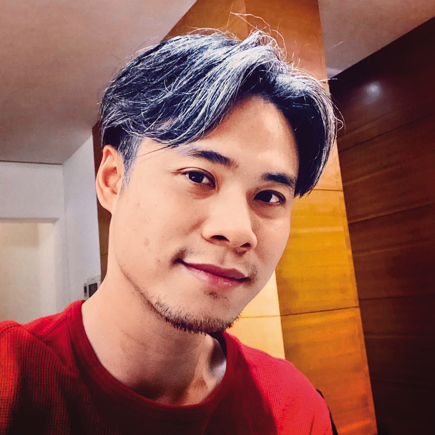 吳定謙被女子指控假裝單身劈腿,還傳鹹濕簡訊。(翻攝自吳定謙臉書)