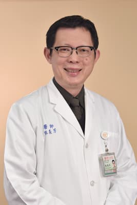 馬偕紀念醫院臨床試驗中心主任張義芳感謝健保署看到病友處境,期待下一步能打破標靶藥、免疫藥只能二擇一的給付條件。