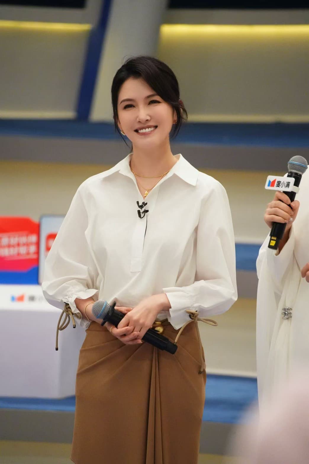 《浪姐》組隊時沒人選徐潔兒她仍微笑以對。(微博)