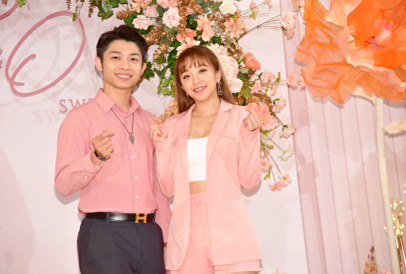 賴慧如十天前才與老公一起參加婚宴。(翻攝自賴慧如臉書)